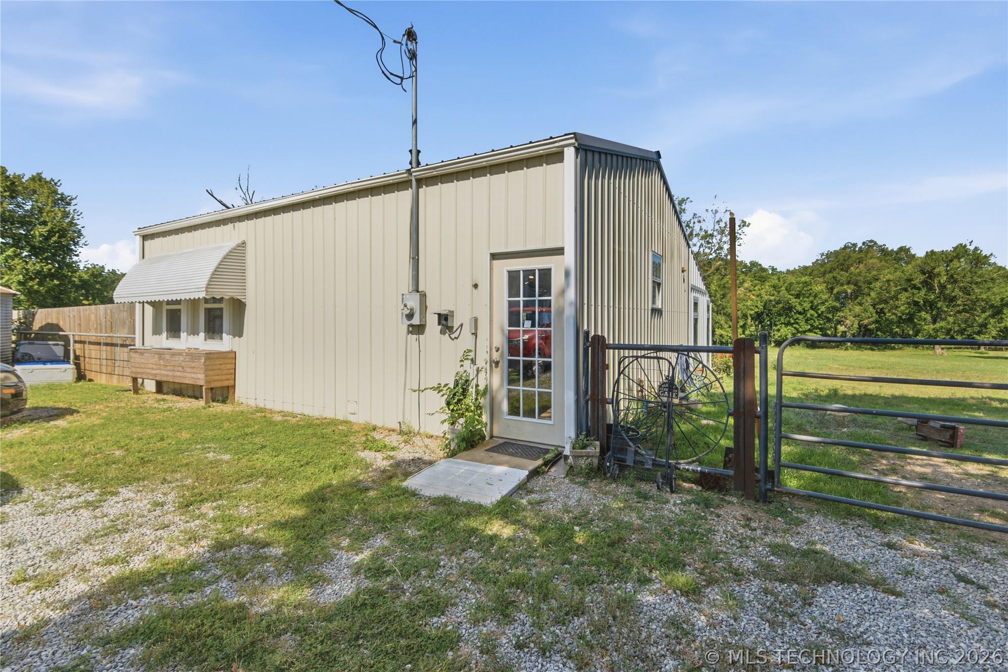 1871 N 194th Street W Property Photo 18