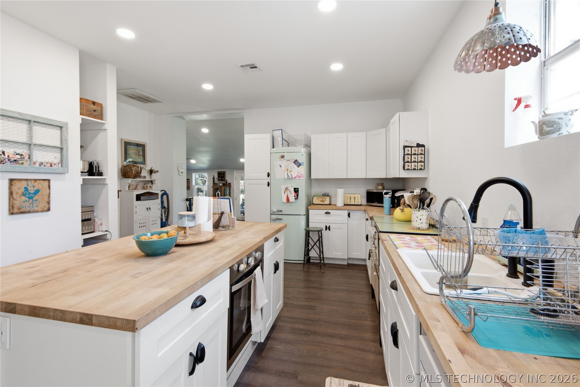 1871 N 194th Street W Property Photo 19