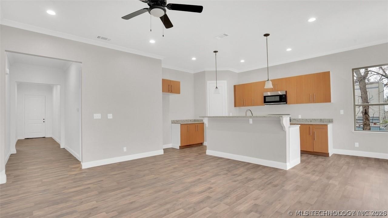 429 Se 3 Avenue Property Photo 5