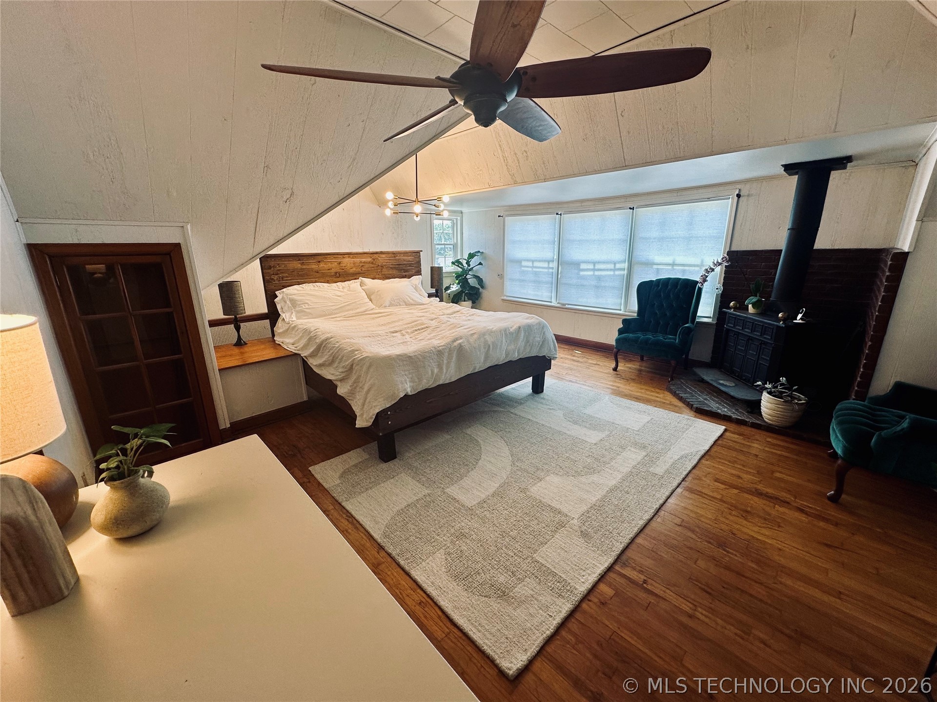 2708 E 14th Place Property Photo 15