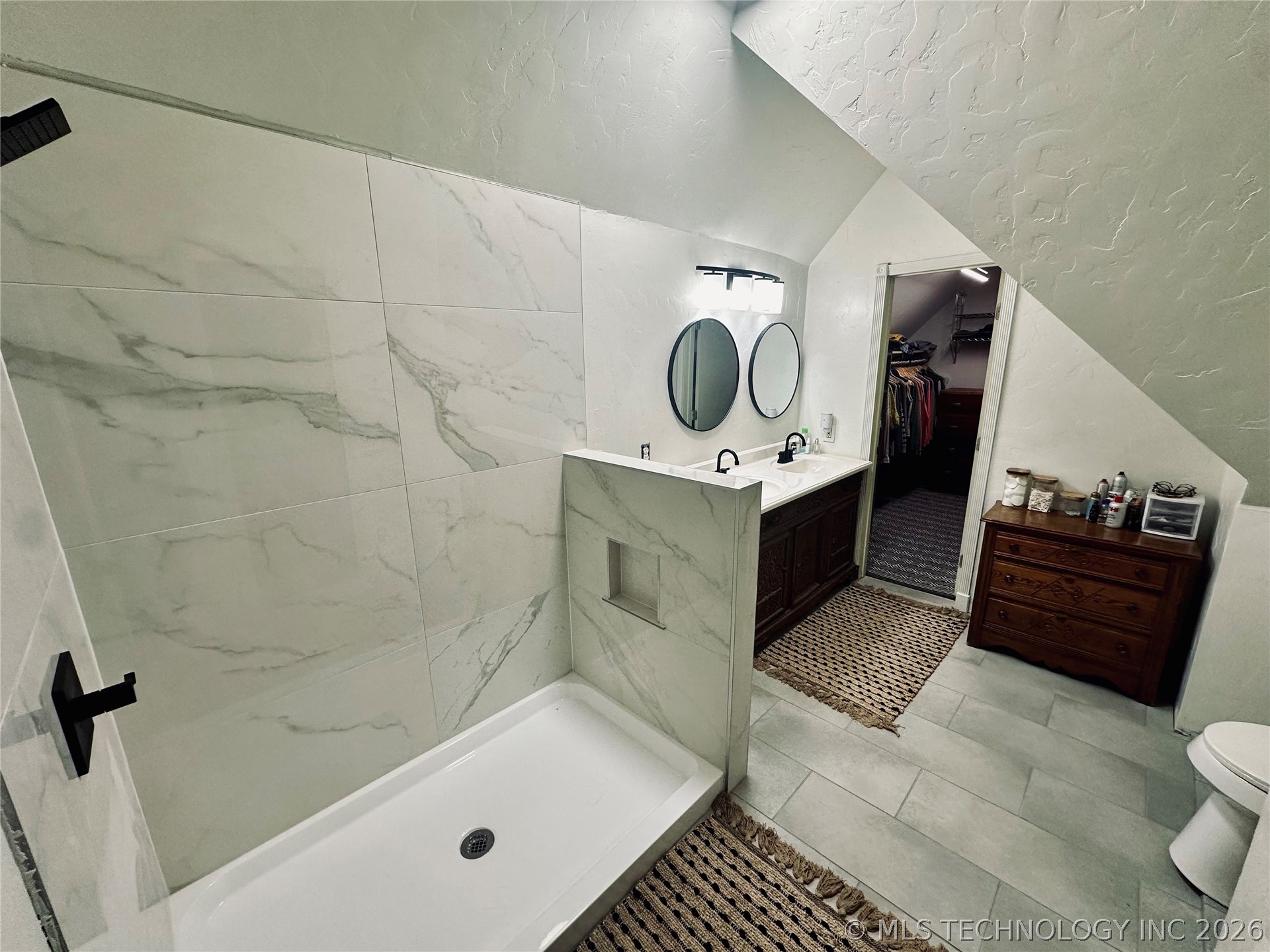 2708 E 14th Place Property Photo 16