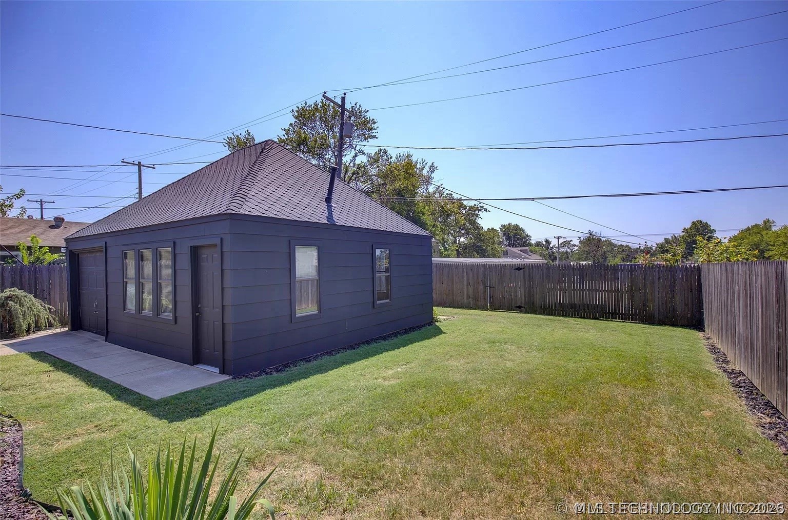 2708 E 14th Place Property Photo 33