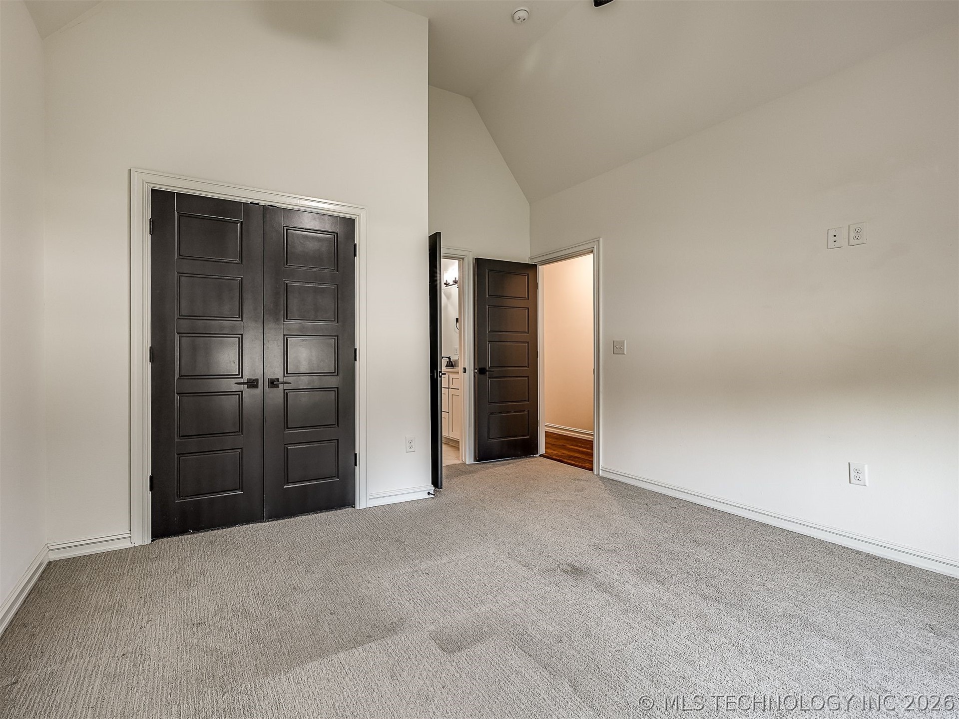 2244 W Decatur Street Property Photo 48