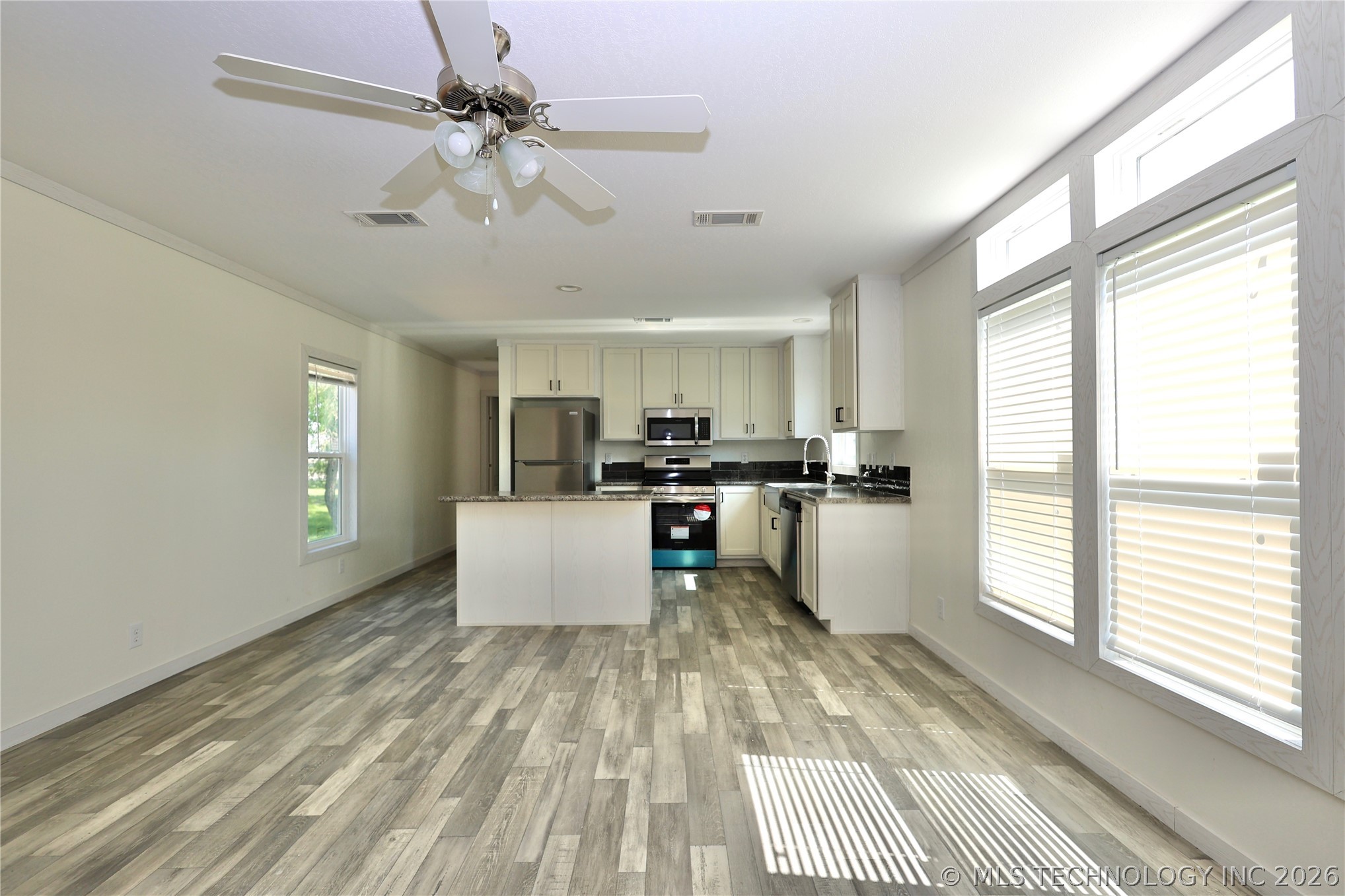 706 Labrea Drive Property Photo 4