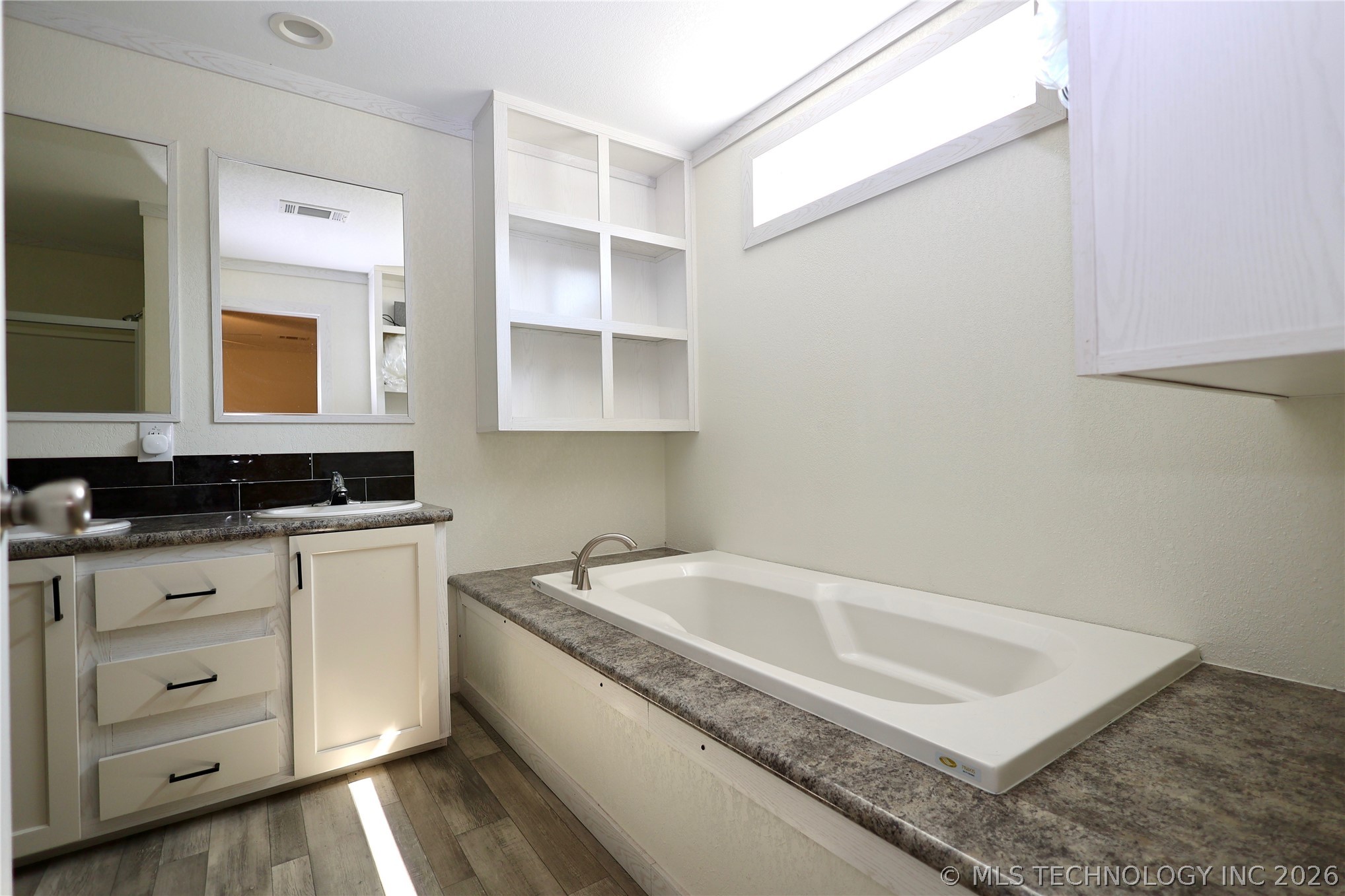 706 Labrea Drive Property Photo 12