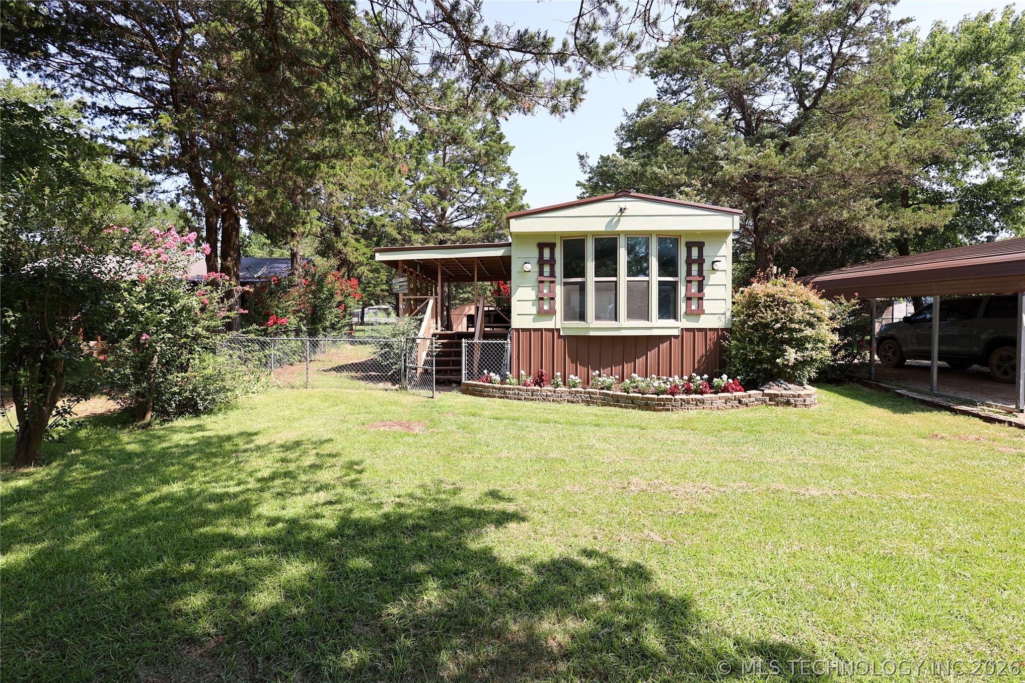 506 Five Lakes Drive Property Photo 1