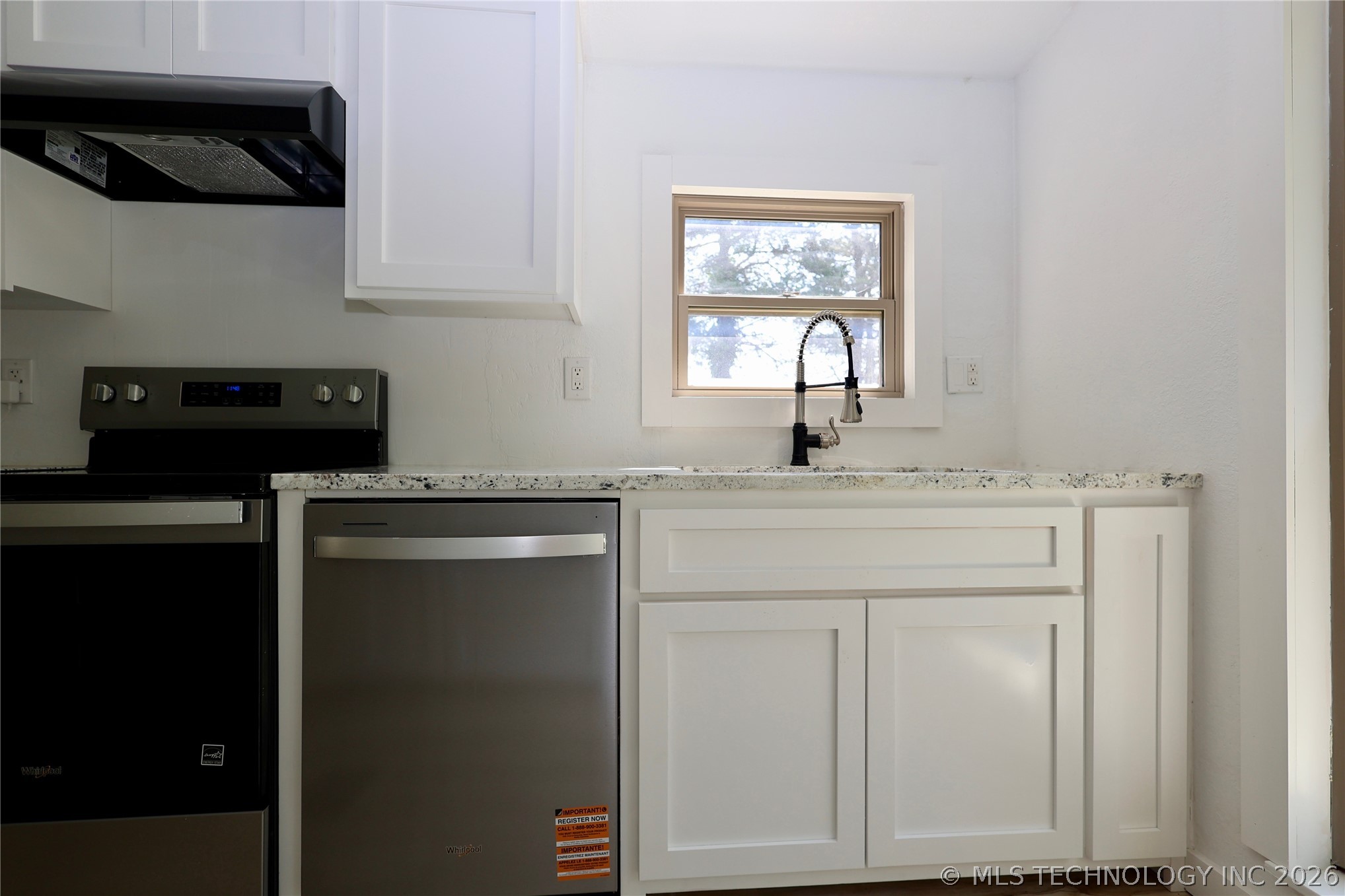 506 Five Lakes Drive Property Photo 7