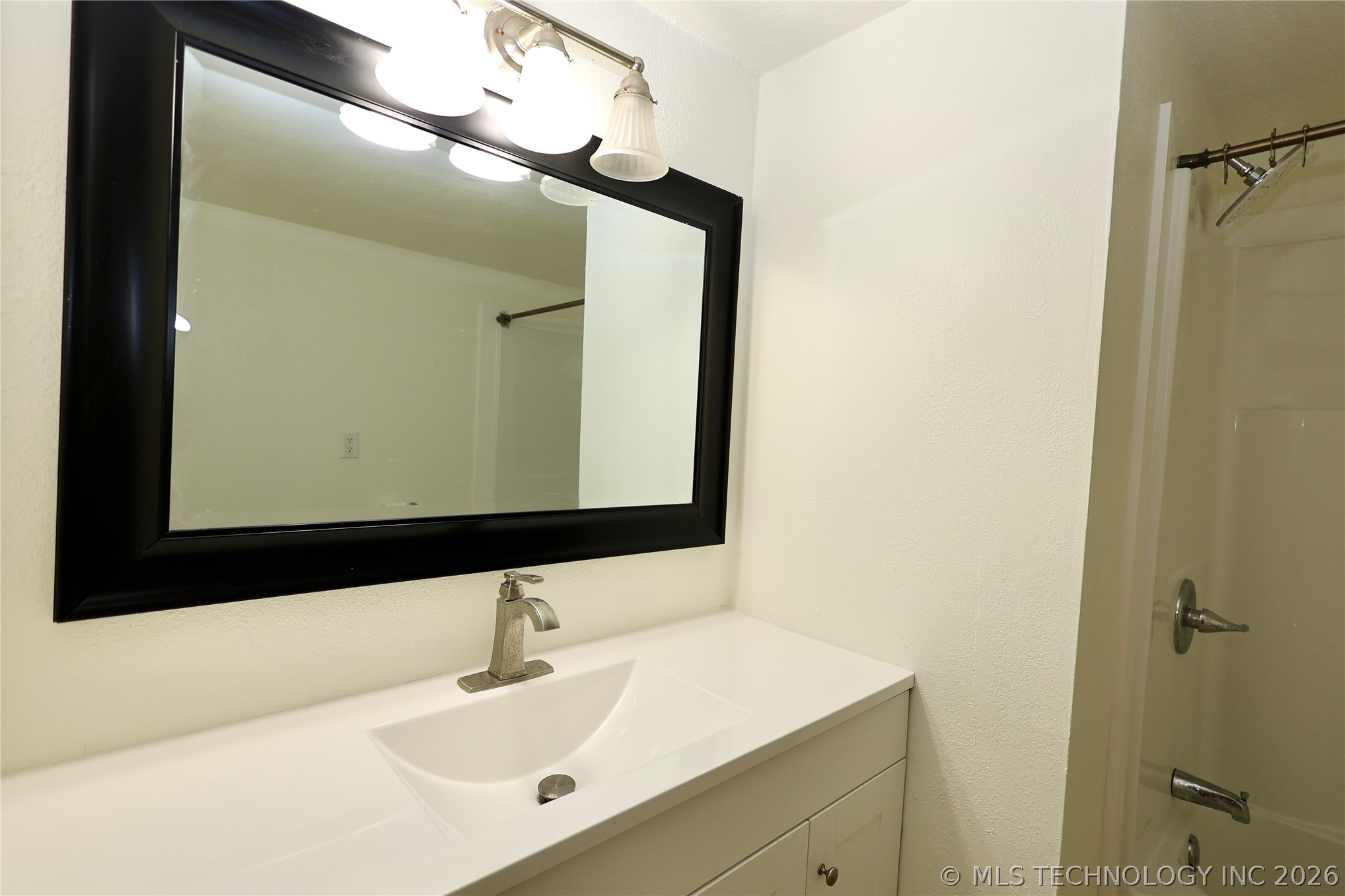 506 Five Lakes Drive Property Photo 10