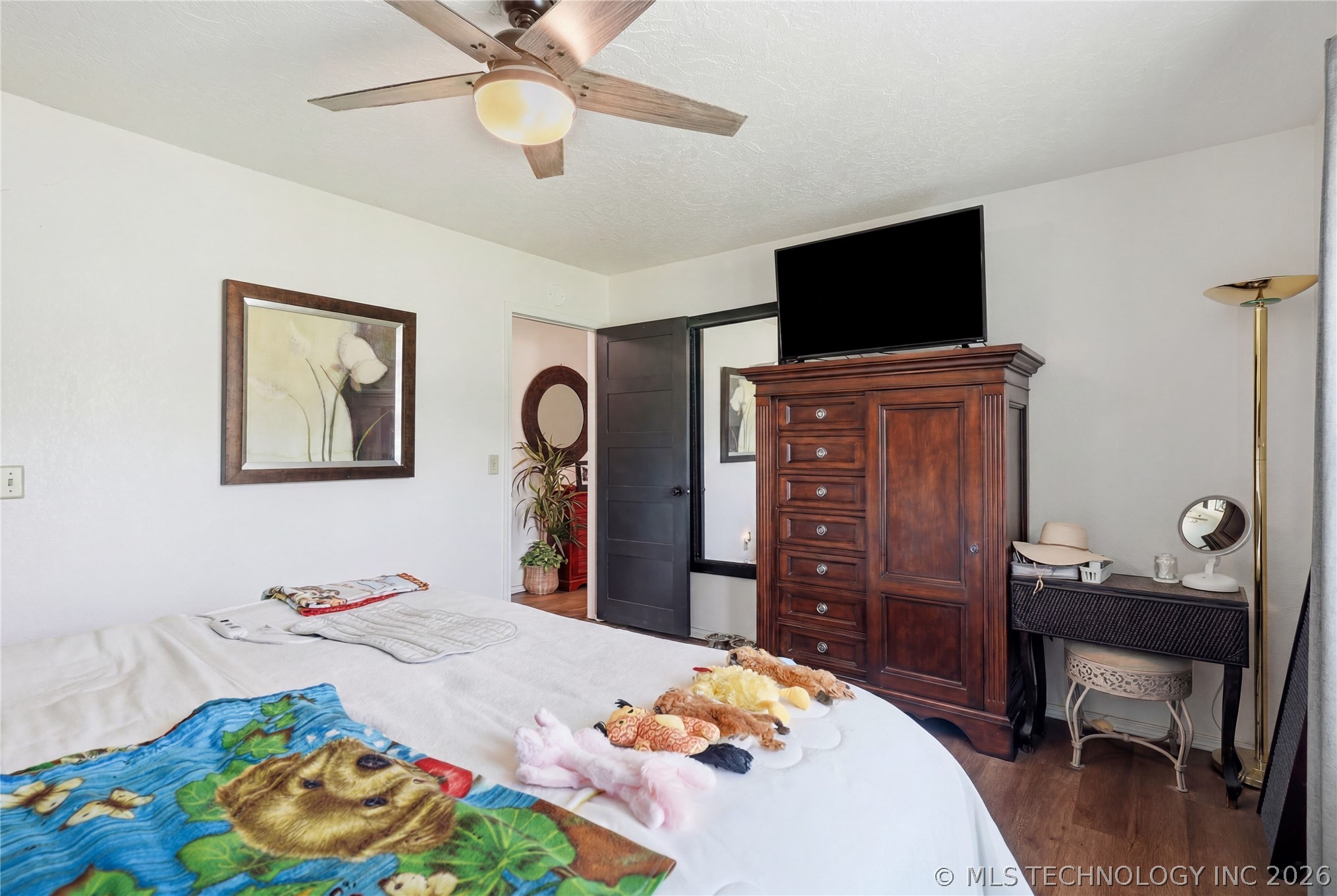 3004 S Oak Avenue Property Photo 27