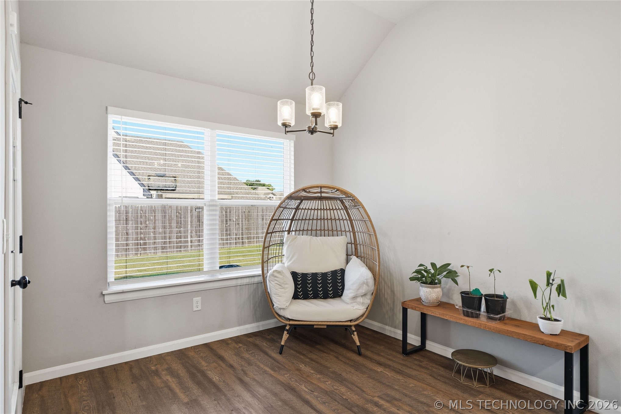 13866 S 21st Place E Property Photo 6