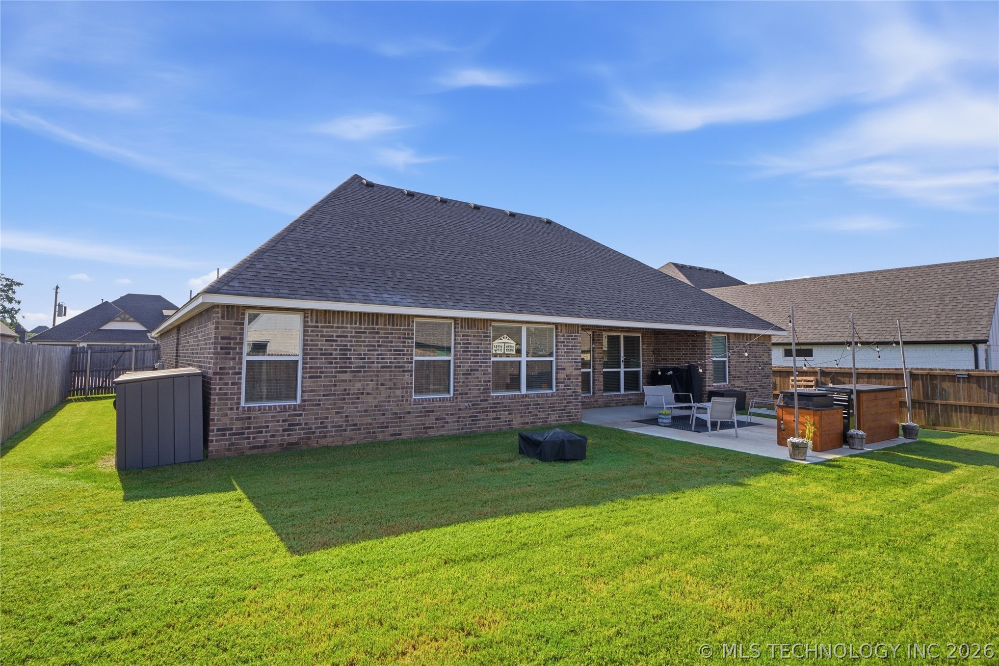 13866 S 21st Place E Property Photo 28