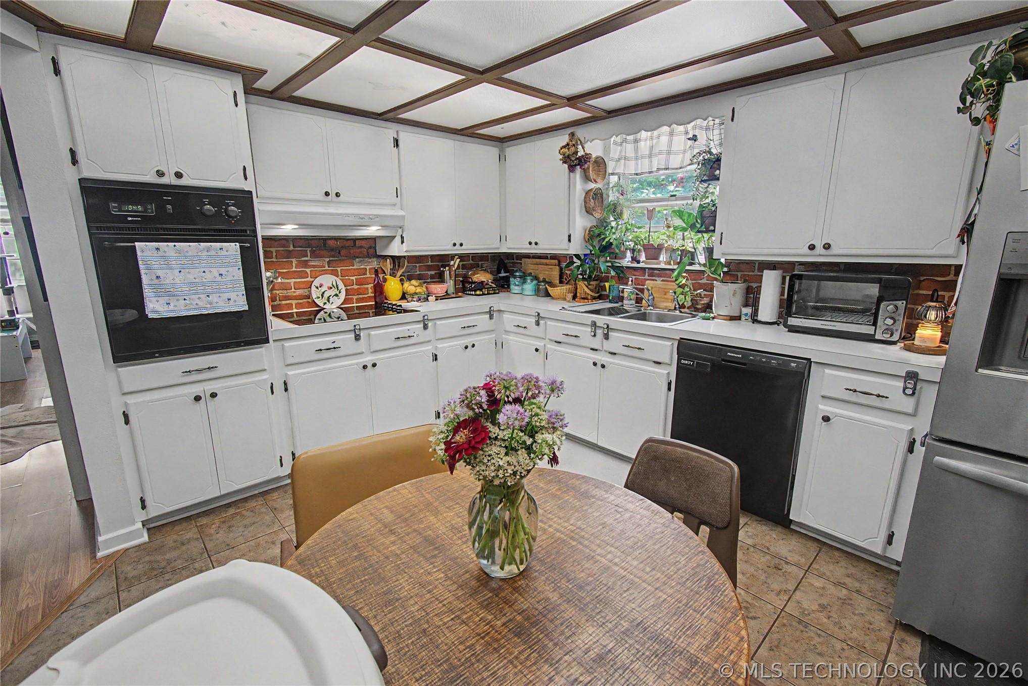 309 Carlton Way Property Photo 10
