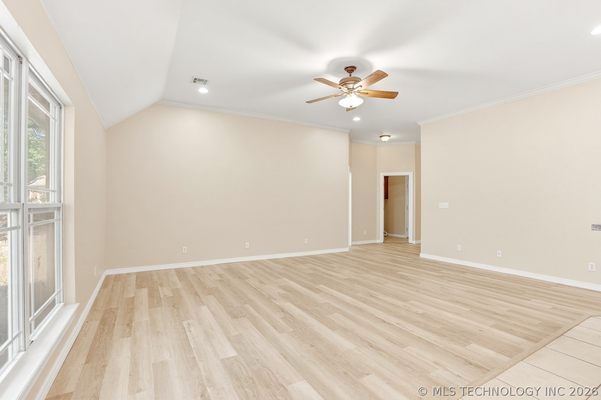 14321 County Road 1571 Property Photo 9