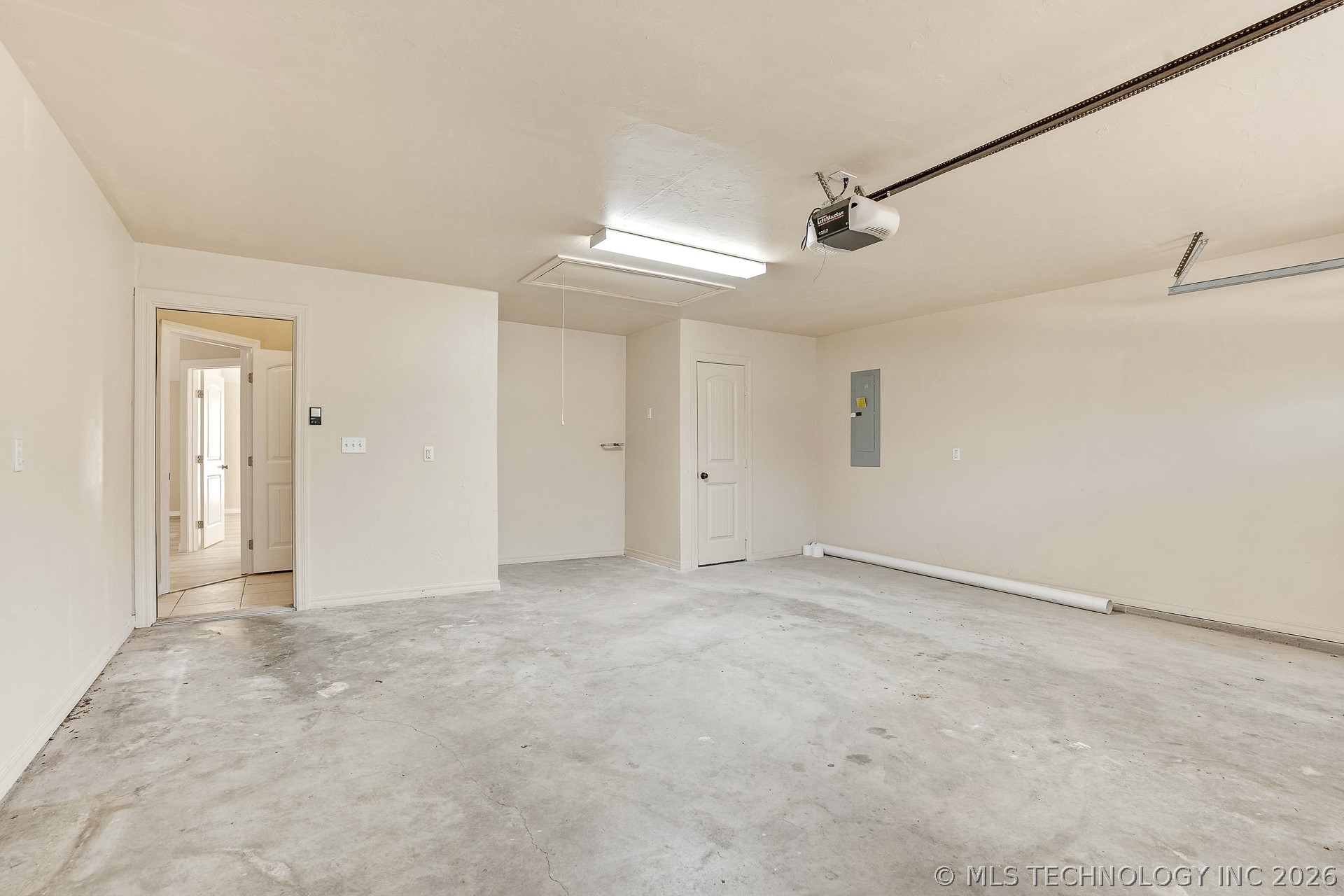 14321 County Road 1571 Property Photo 30