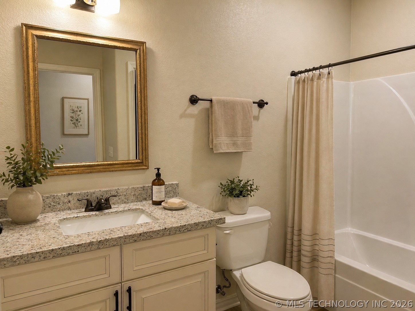 440 Venus Road Property Photo 7