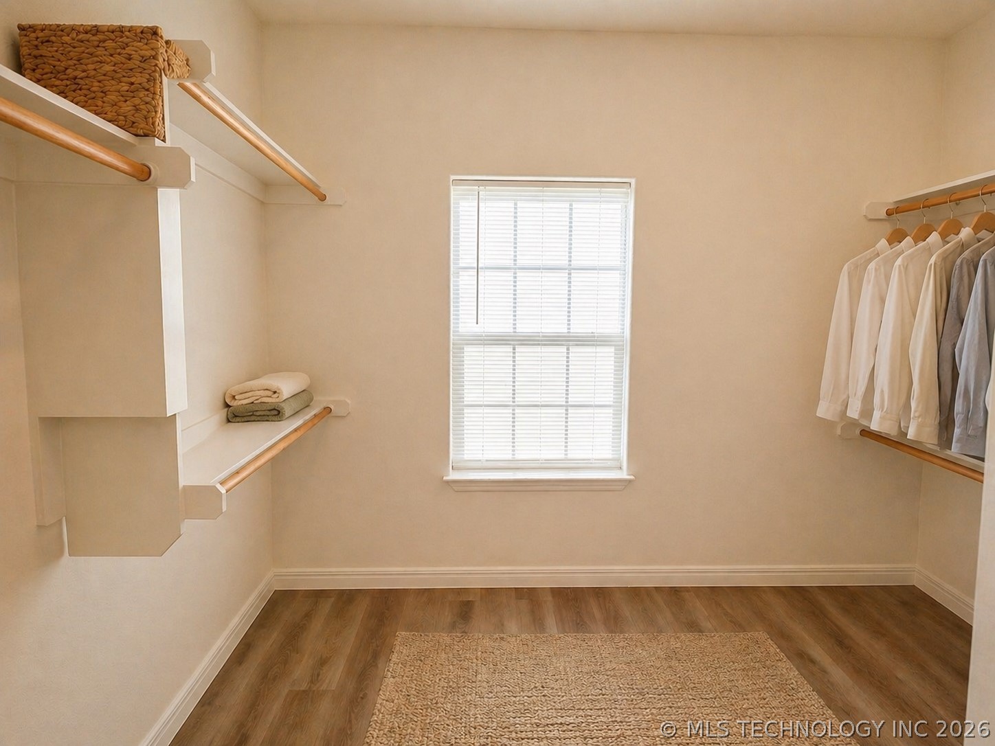 440 Venus Road Property Photo 12