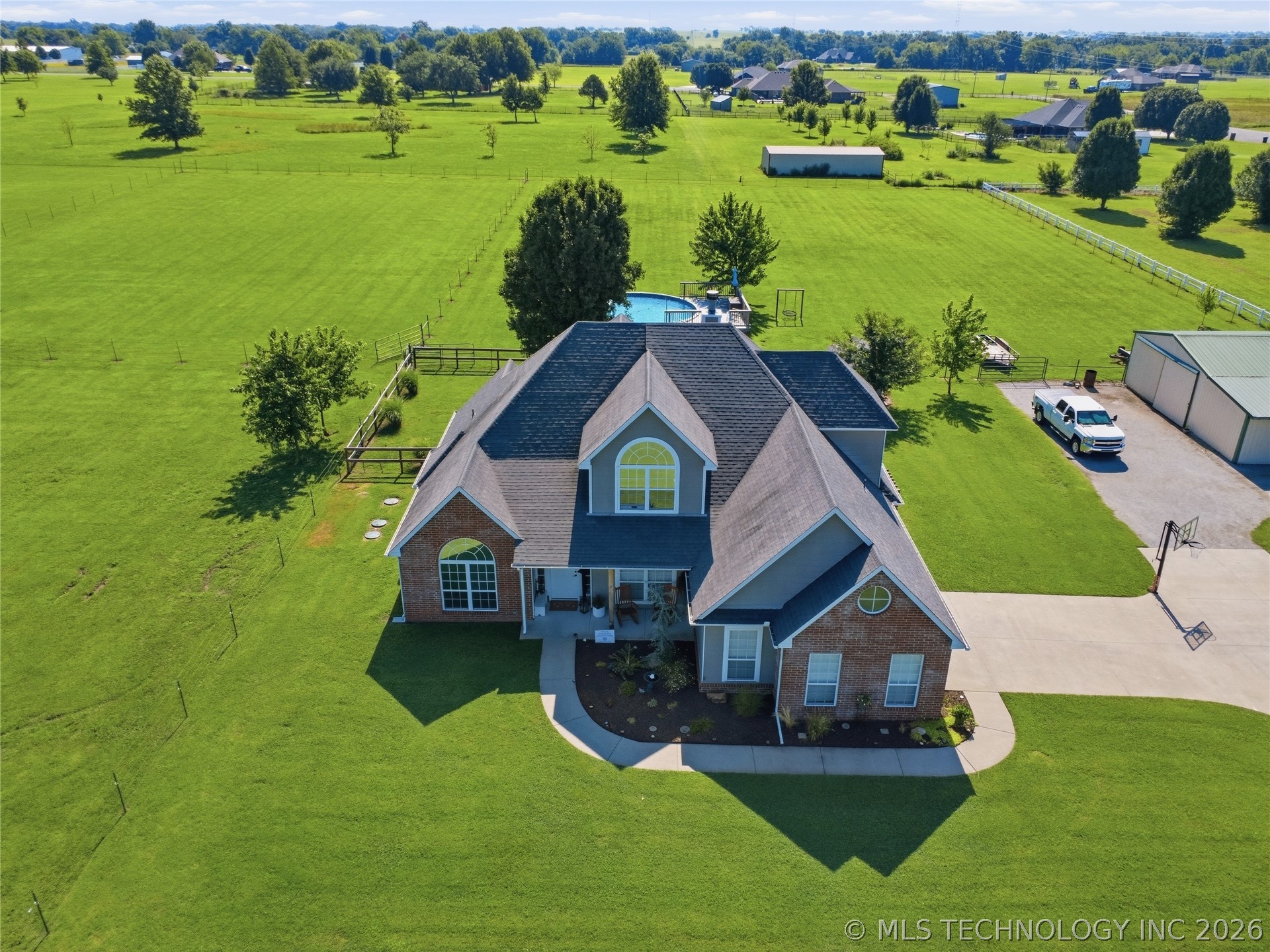 12729 Woodview Court Property Photo 26