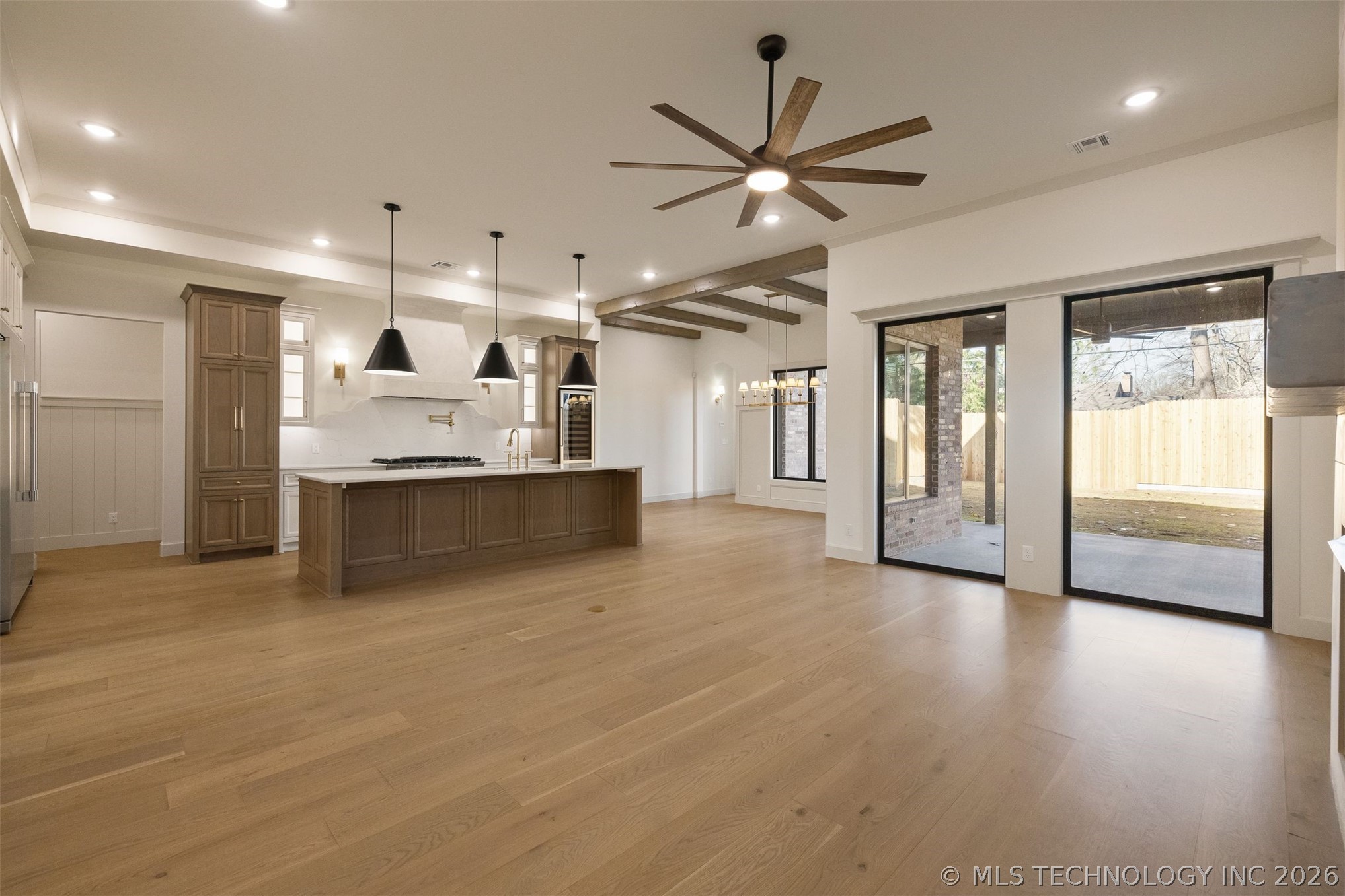 3150 S Madison Avenue Property Photo 9