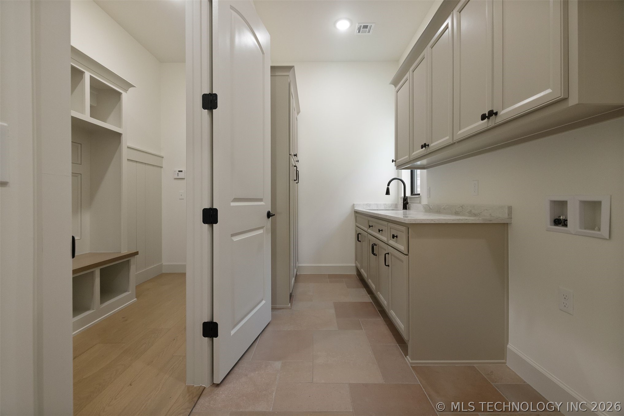3150 S Madison Avenue Property Photo 31