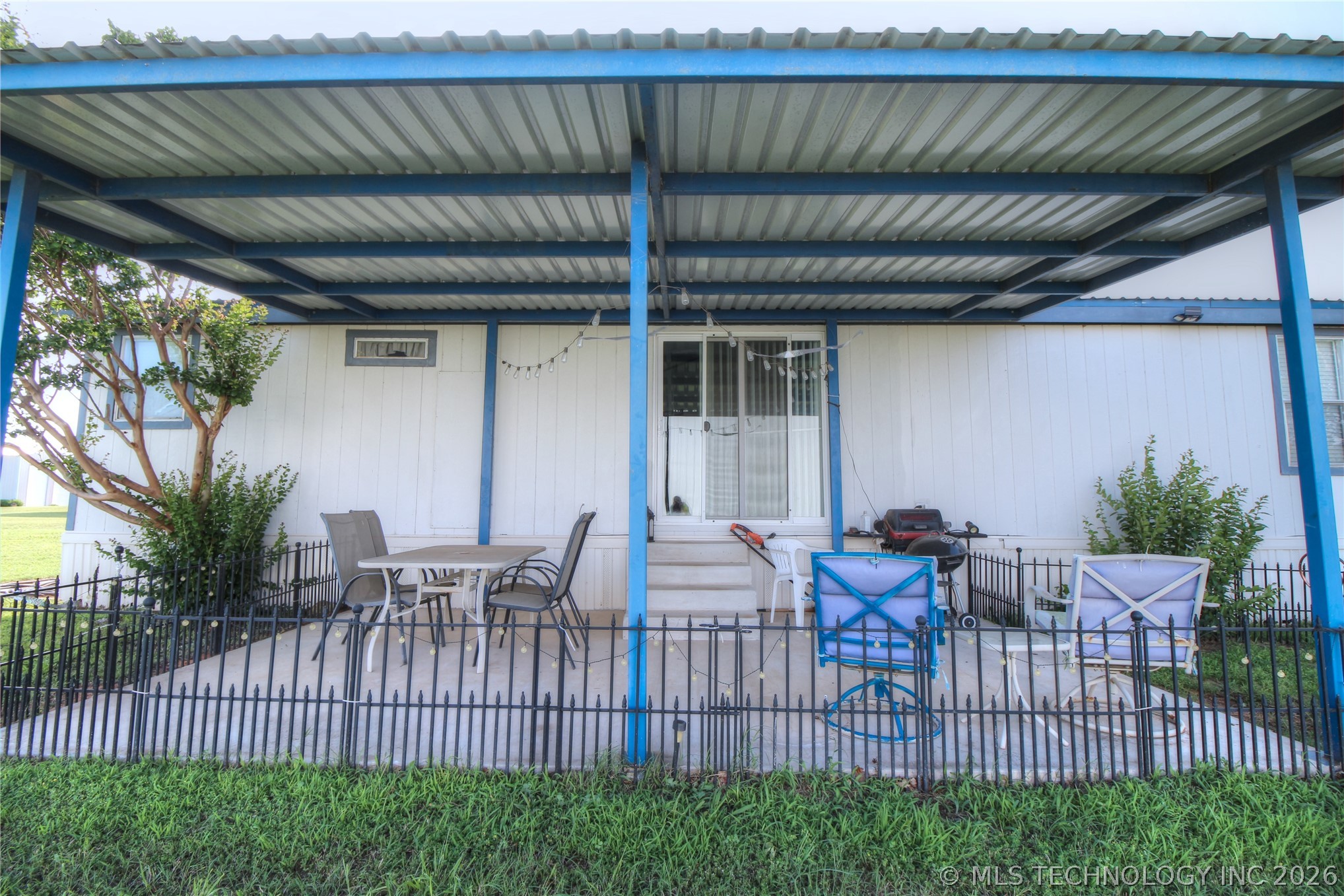 14105 Whispering Meadows Property Photo 2