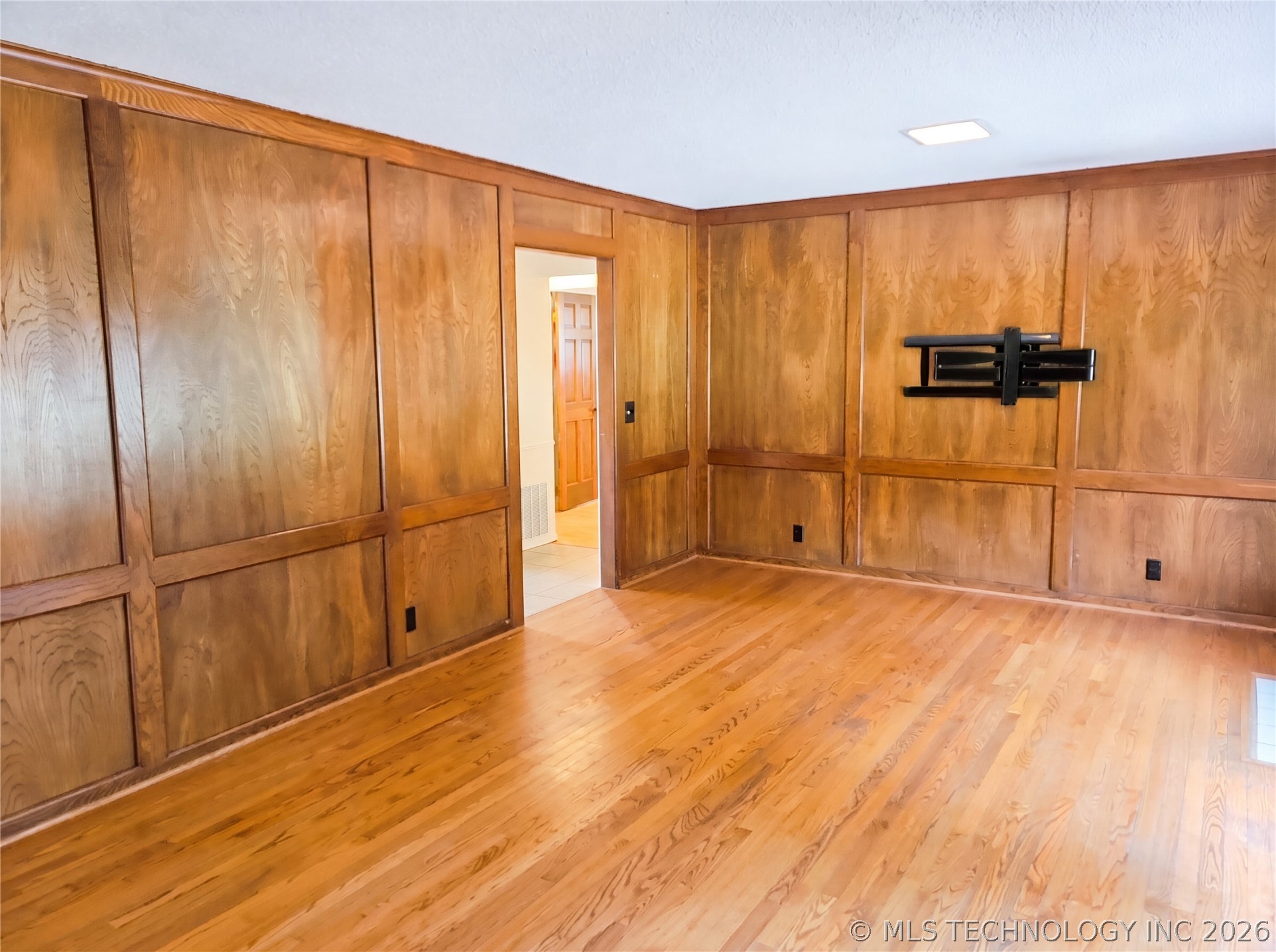 4600 Rolling Hills Property Photo 12