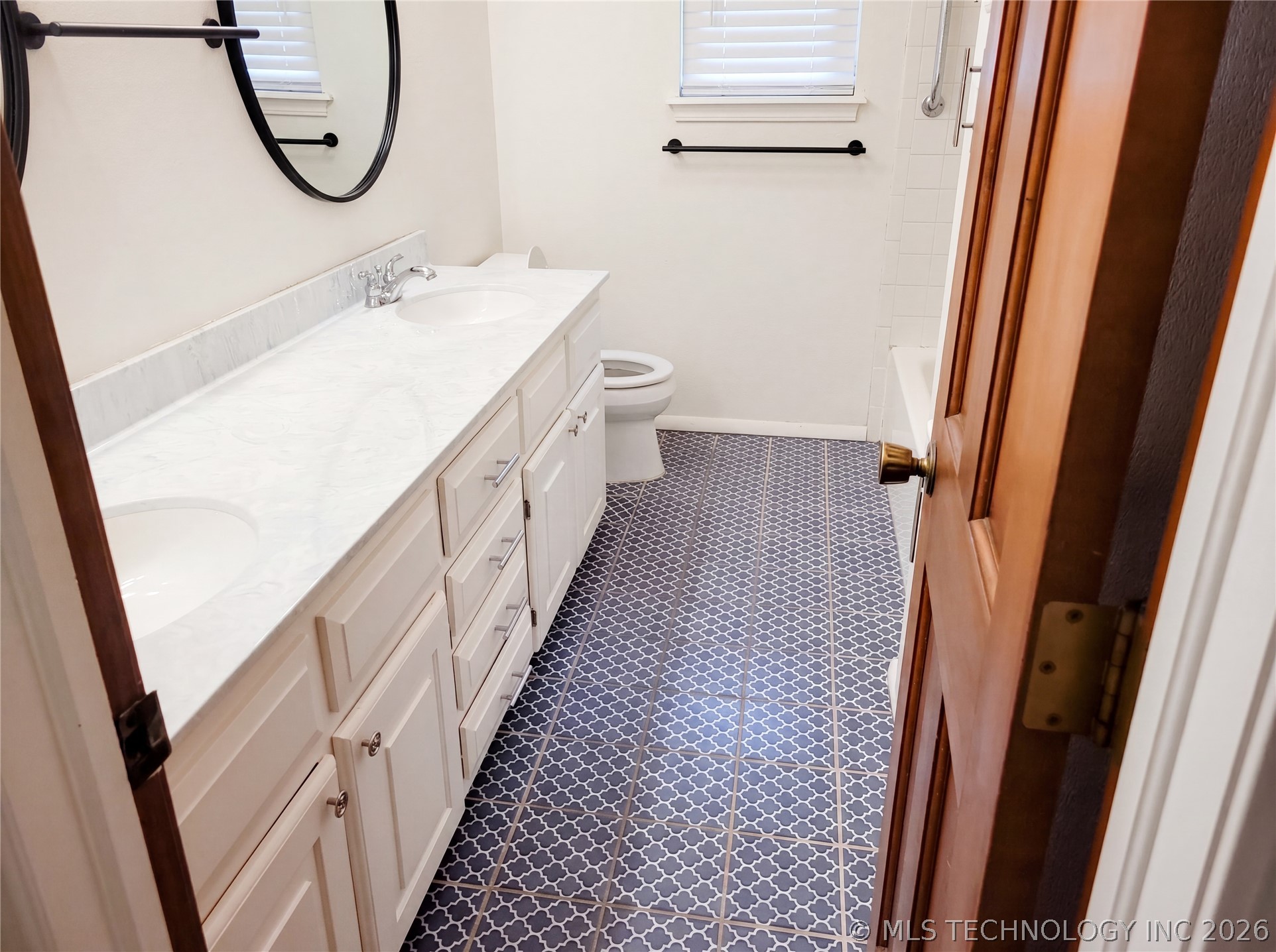 4600 Rolling Hills Property Photo 22