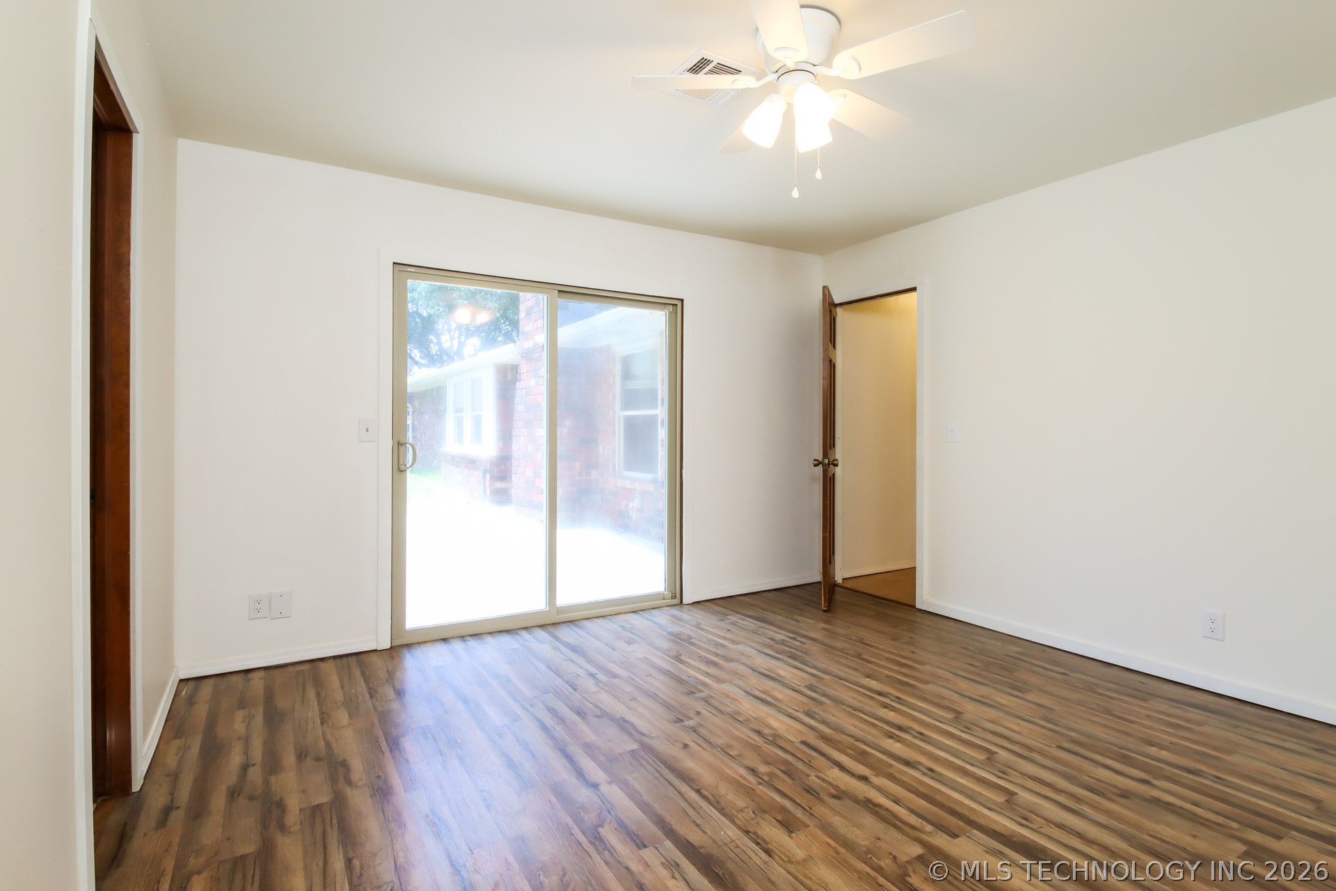4600 Rolling Hills Property Photo 27