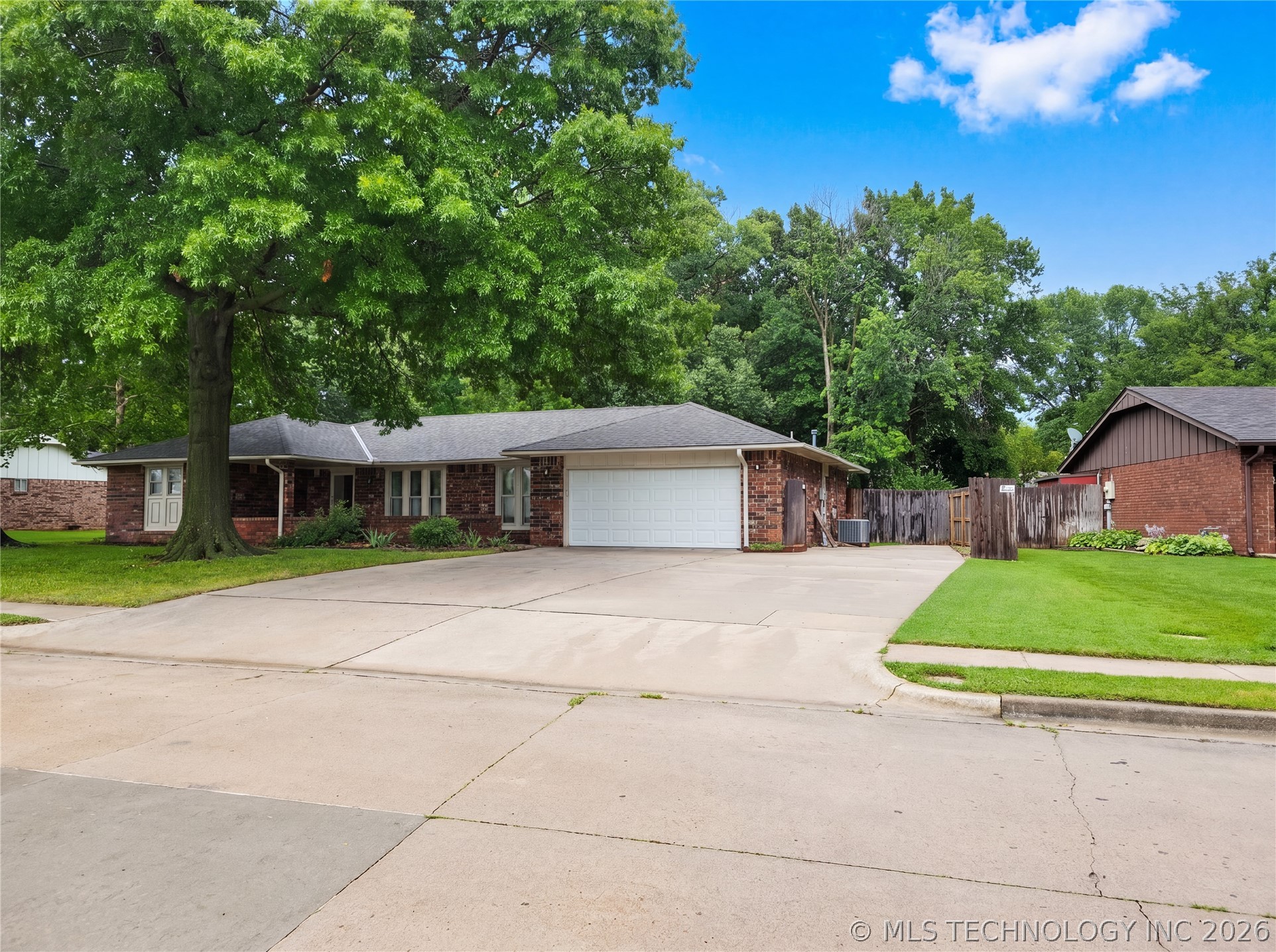 4600 Rolling Hills Property Photo 41