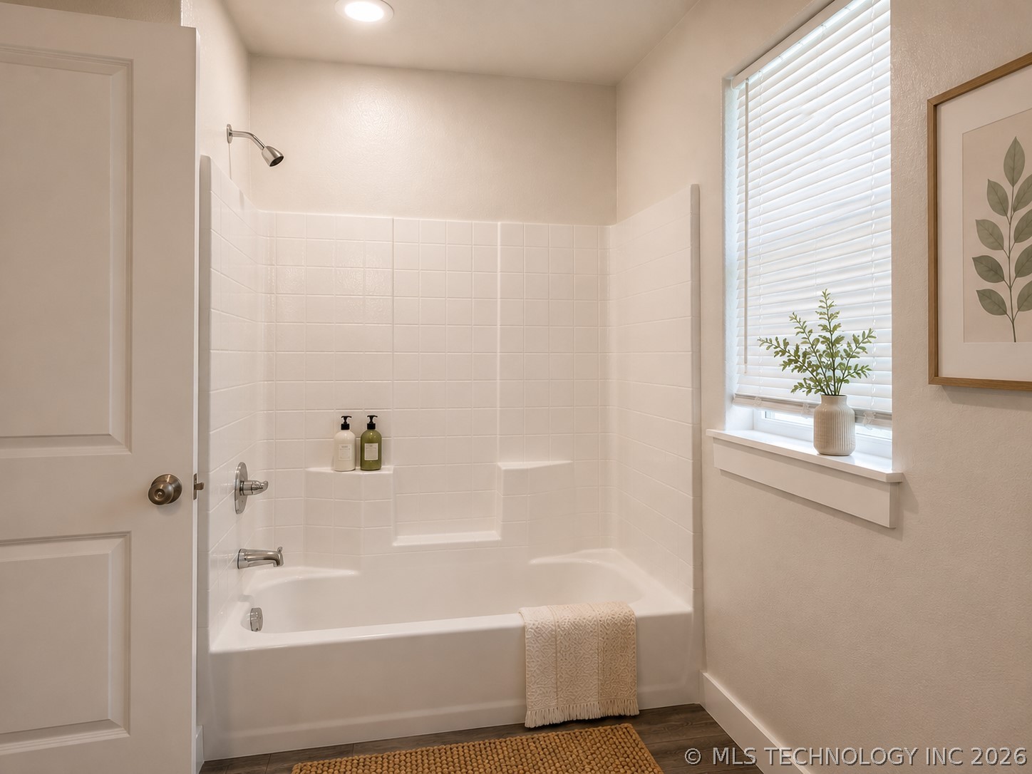 100 Watch Hill Drive Property Photo 10