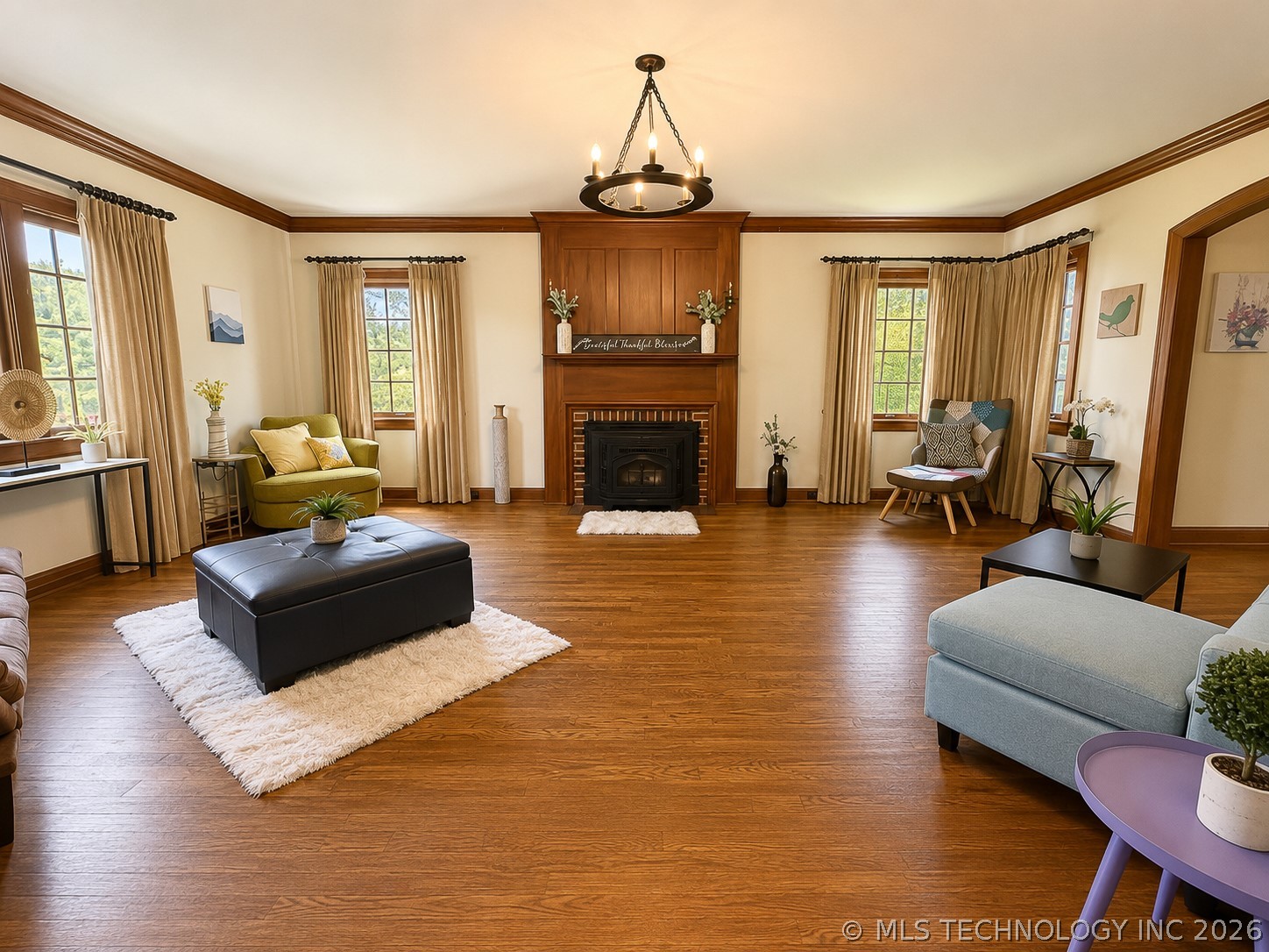 211 S Price Avenue Property Photo 4