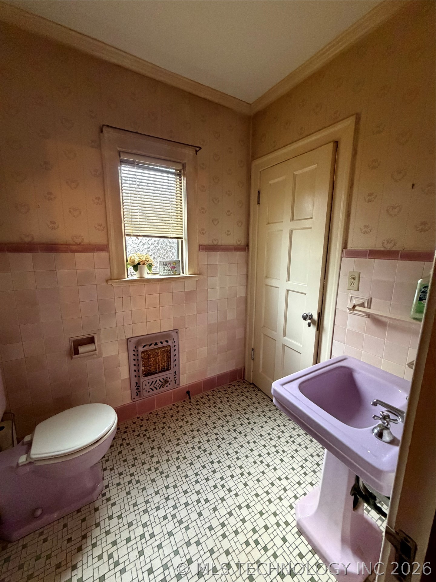 211 S Price Avenue Property Photo 20