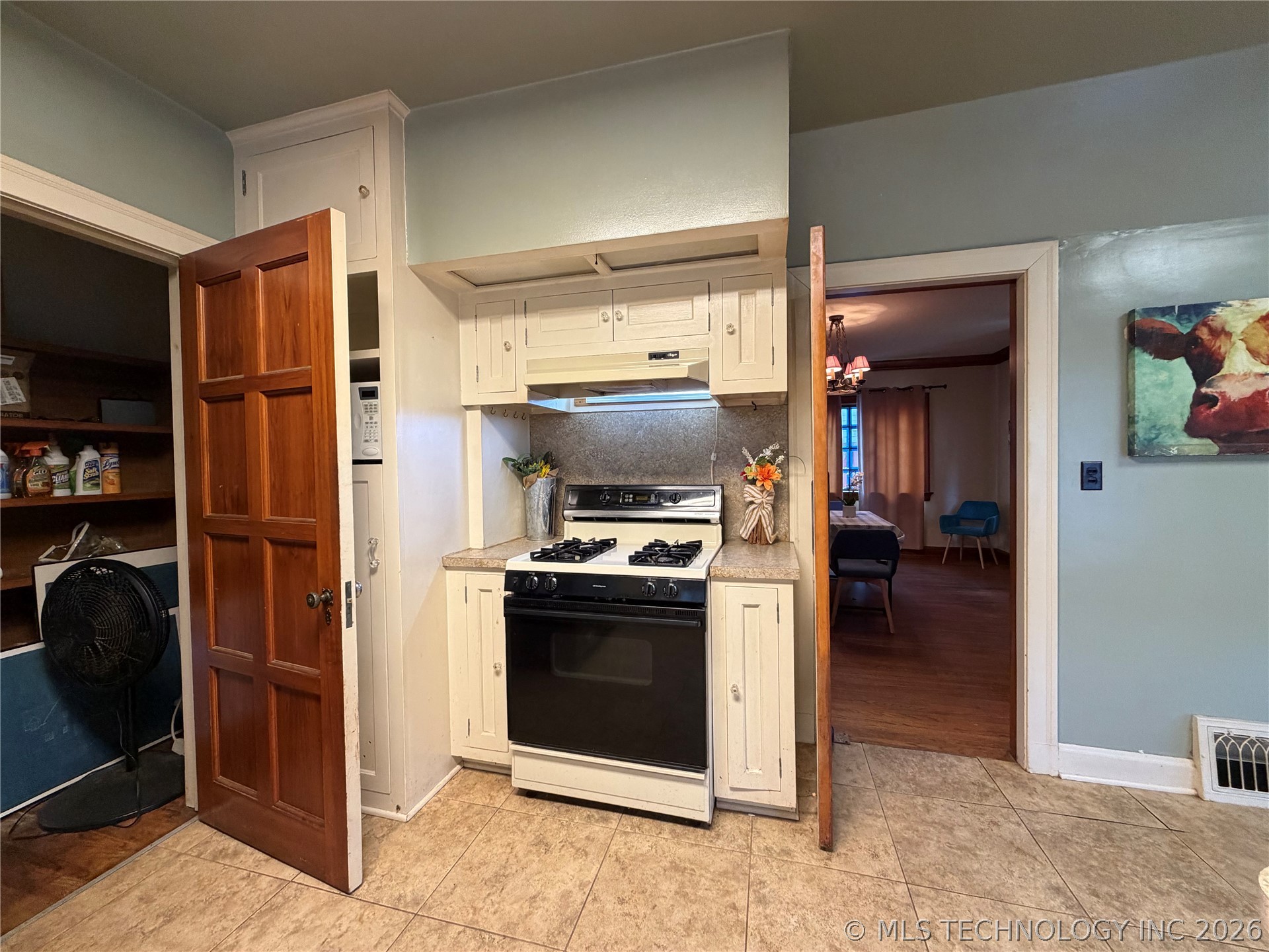 211 S Price Avenue Property Photo 26