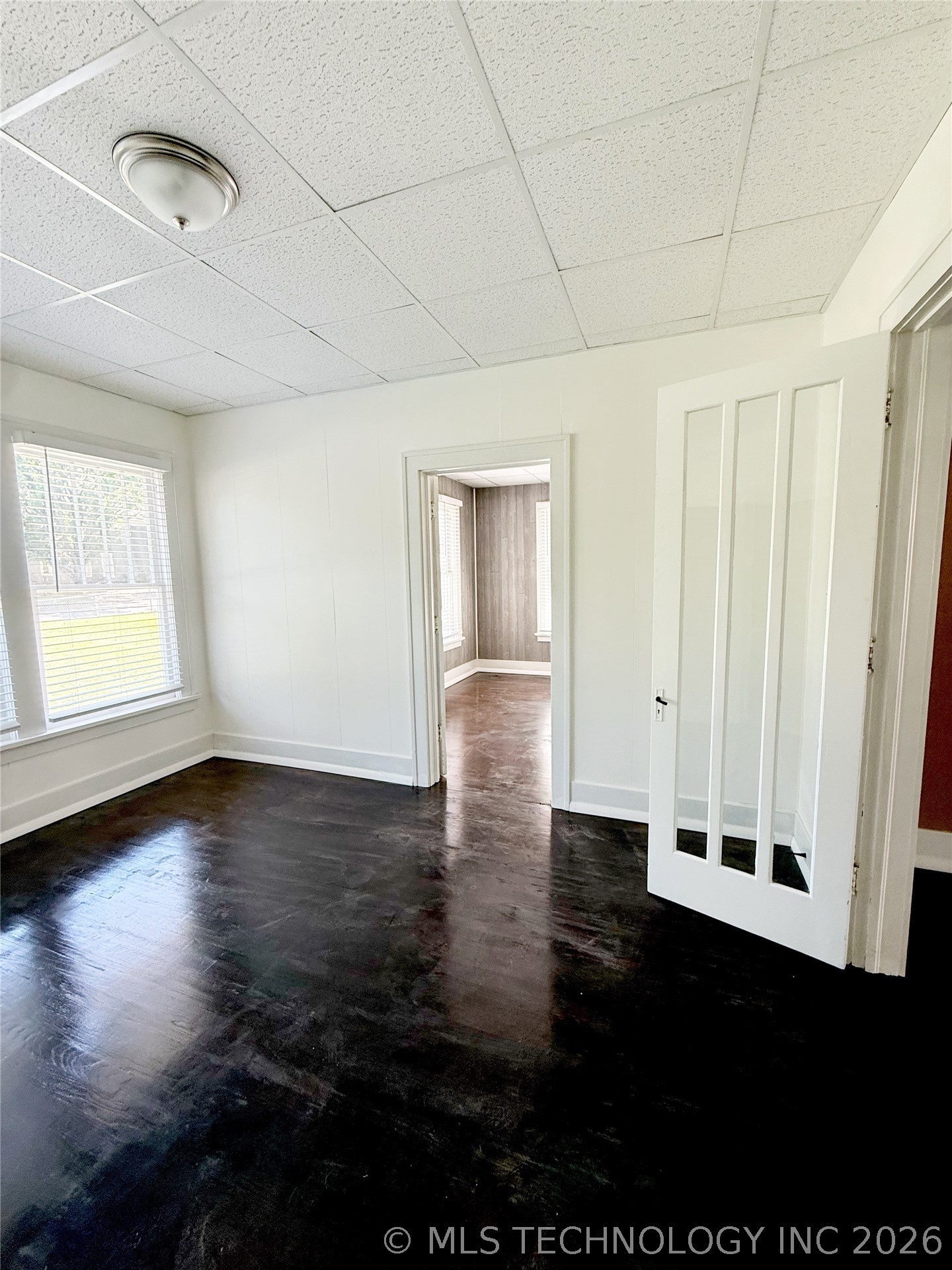 506 N Grand Avenue Property Photo 33