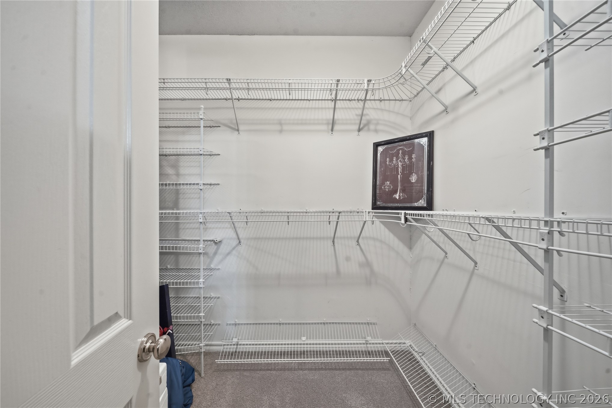 5541 E 77th Street Property Photo 32