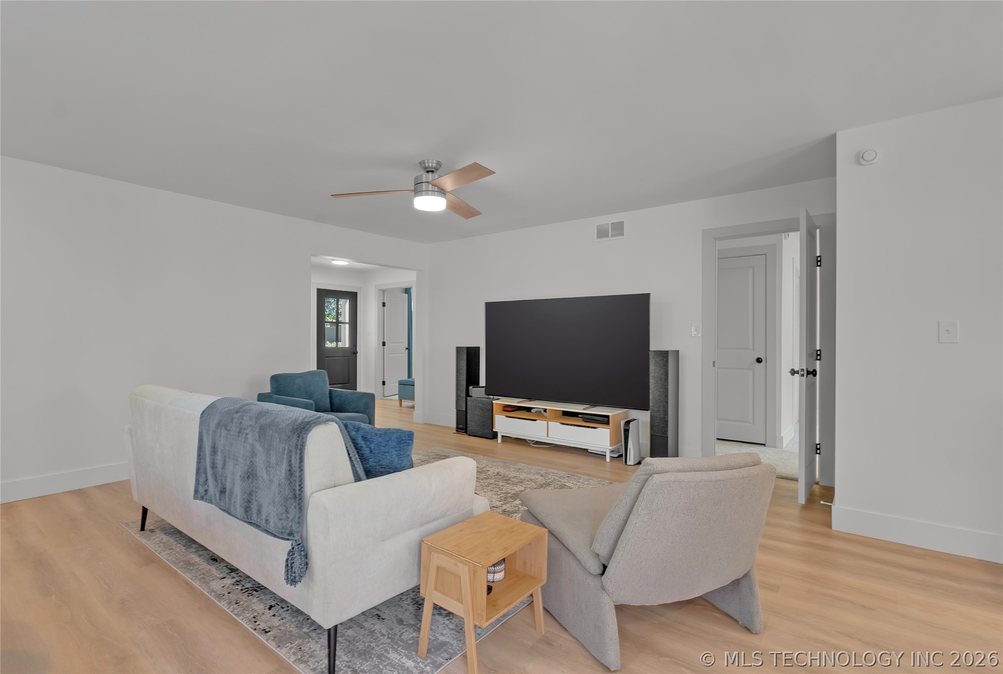 14 E 26th Street Property Photo 6