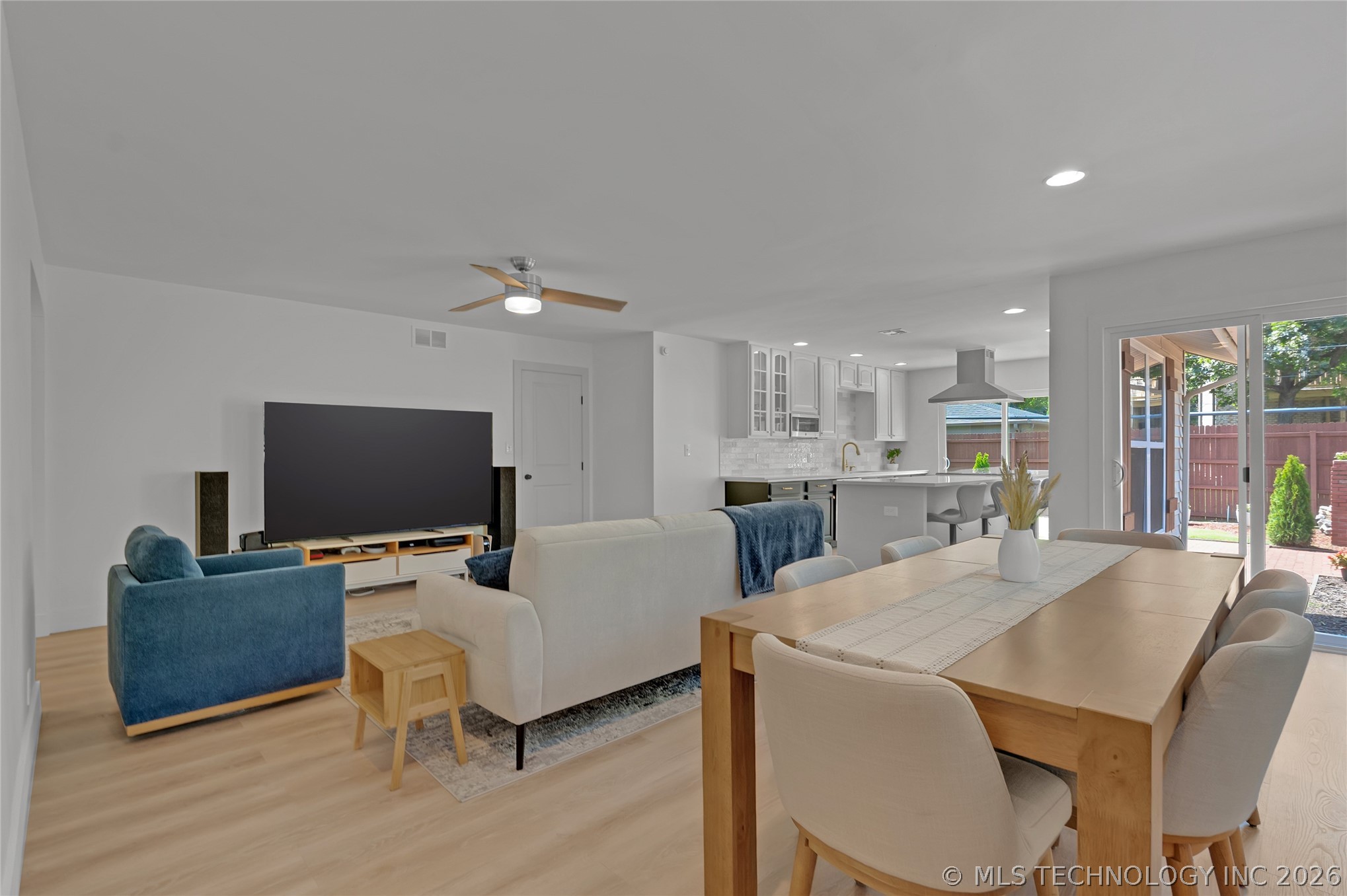 14 E 26th Street Property Photo 8