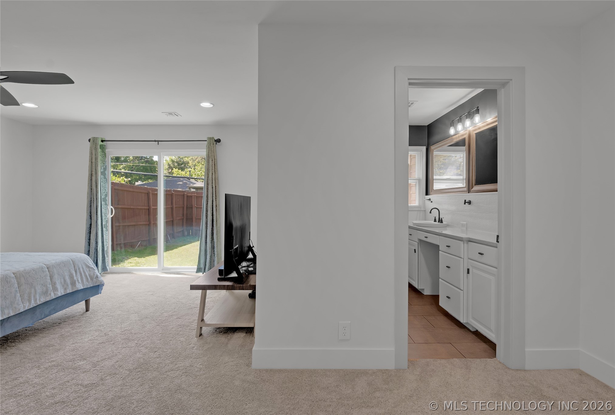14 E 26th Street Property Photo 19