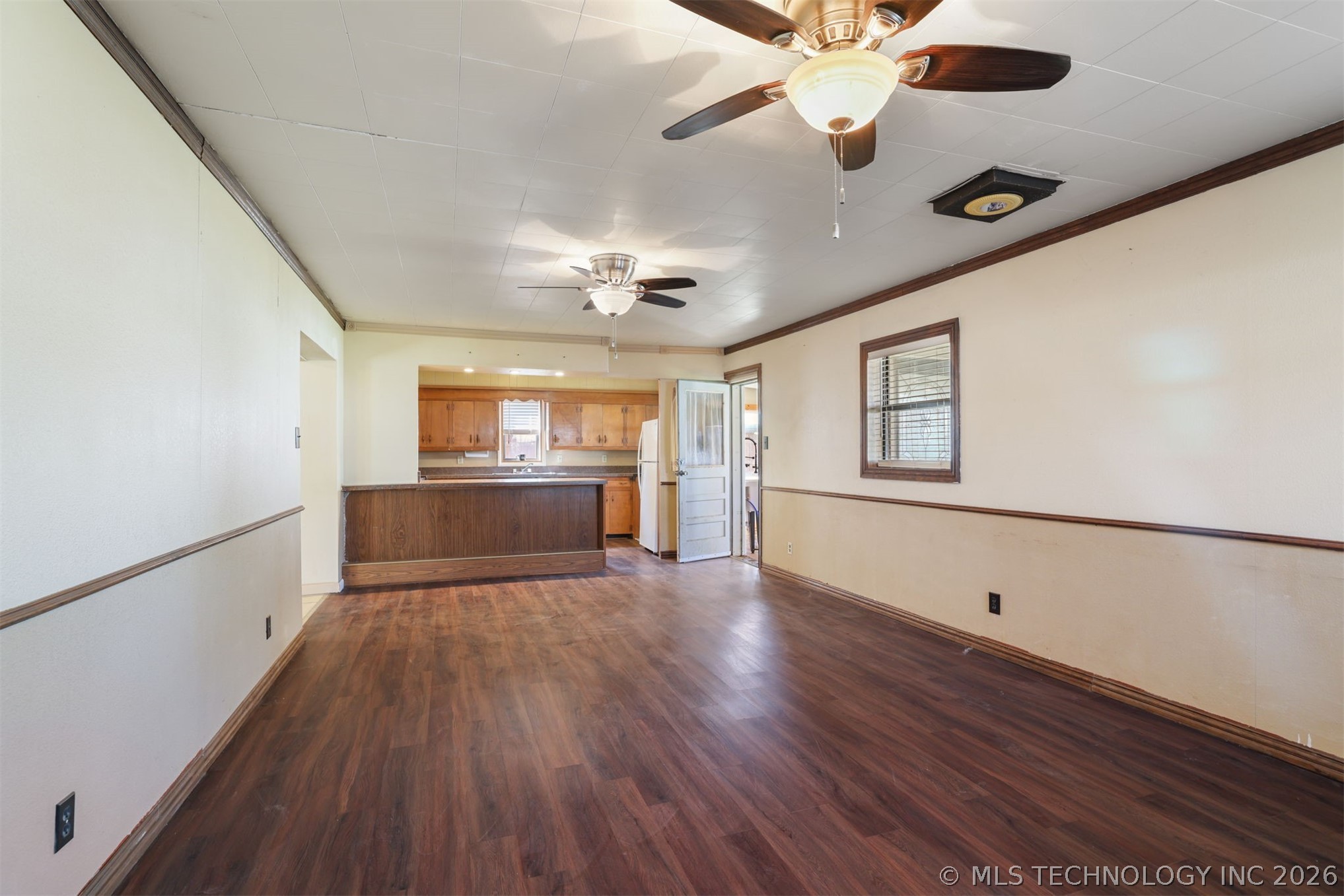 5350 Center Street Property Photo 10
