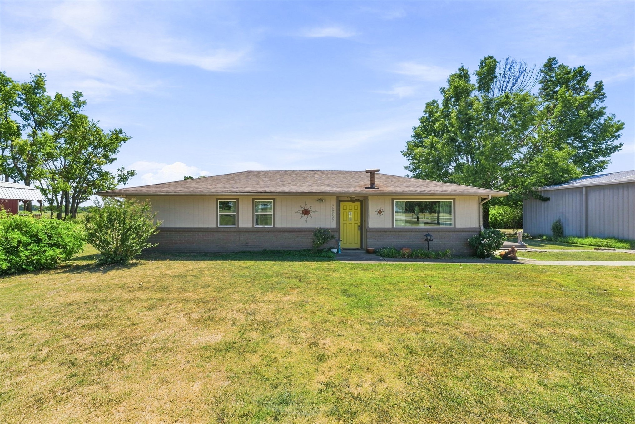 449309 Hwy 60 Property Photo 3