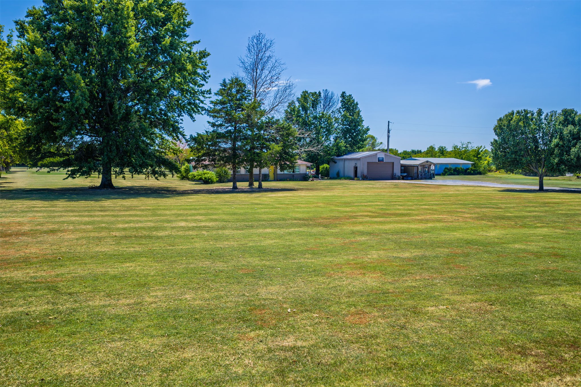 449309 Hwy 60 Property Photo 34