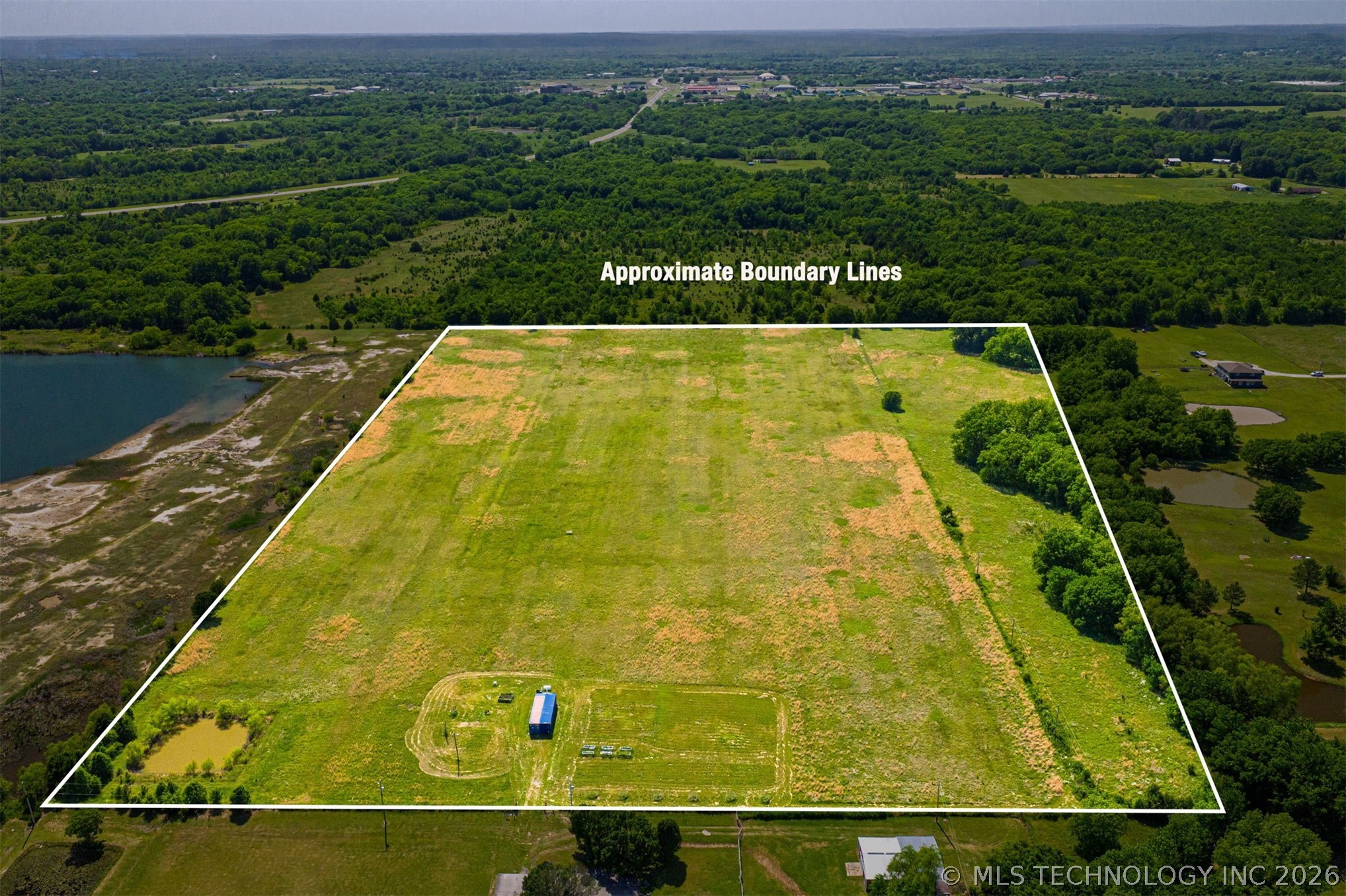 14744 Tyler Road Property Photo 2