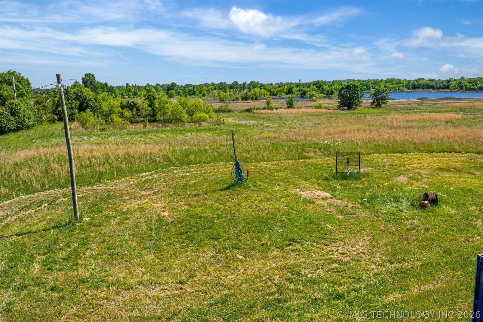 14744 Tyler Road Property Photo 8