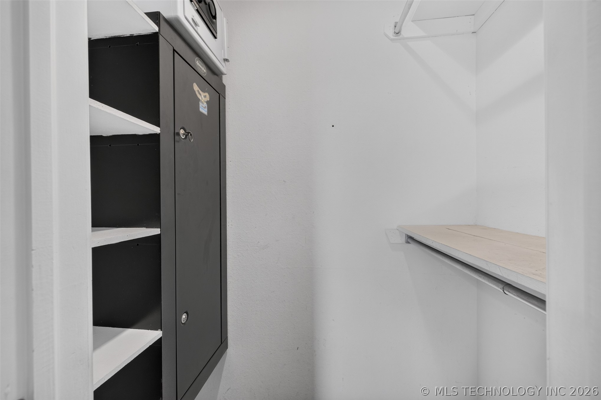 14057 S Poplar Place Property Photo 18
