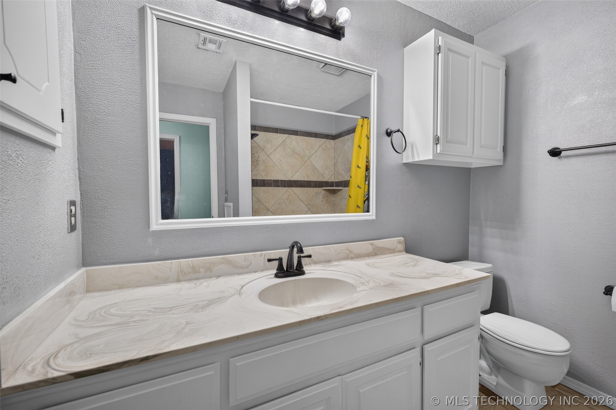 14057 S Poplar Place Property Photo 21