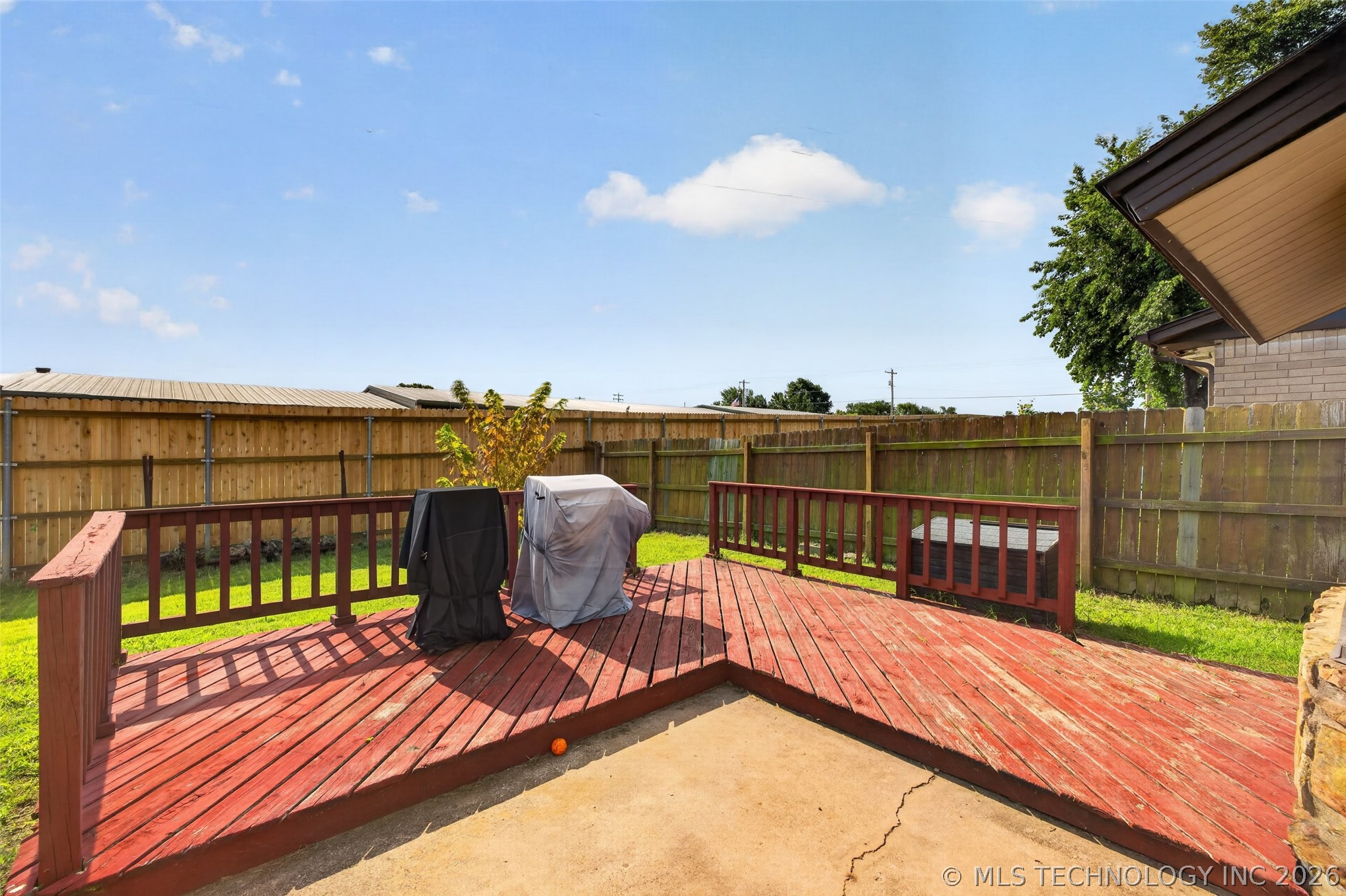 14057 S Poplar Place Property Photo 23