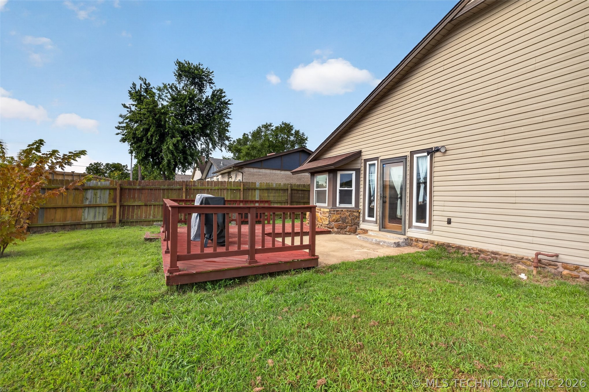 14057 S Poplar Place Property Photo 28