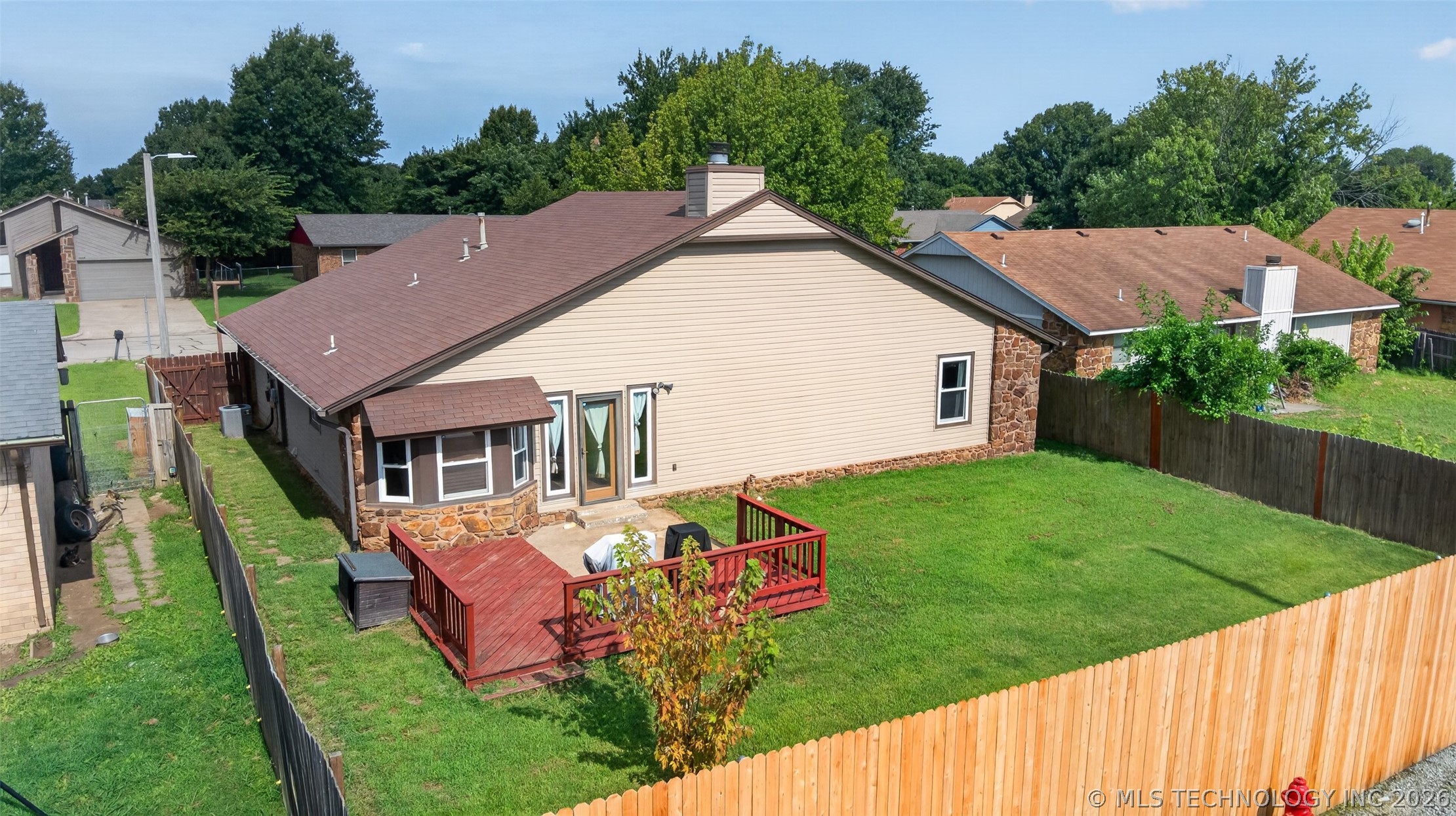14057 S Poplar Place Property Photo 34