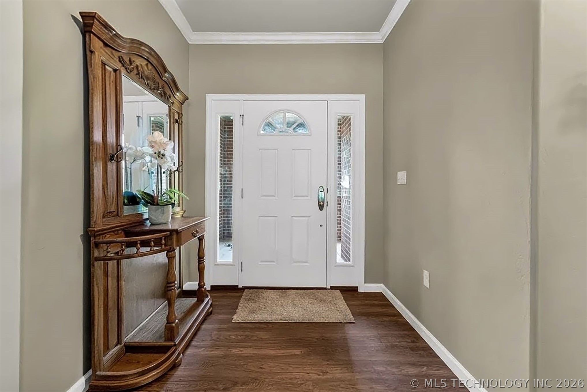 7 Foxwood Property Photo 3