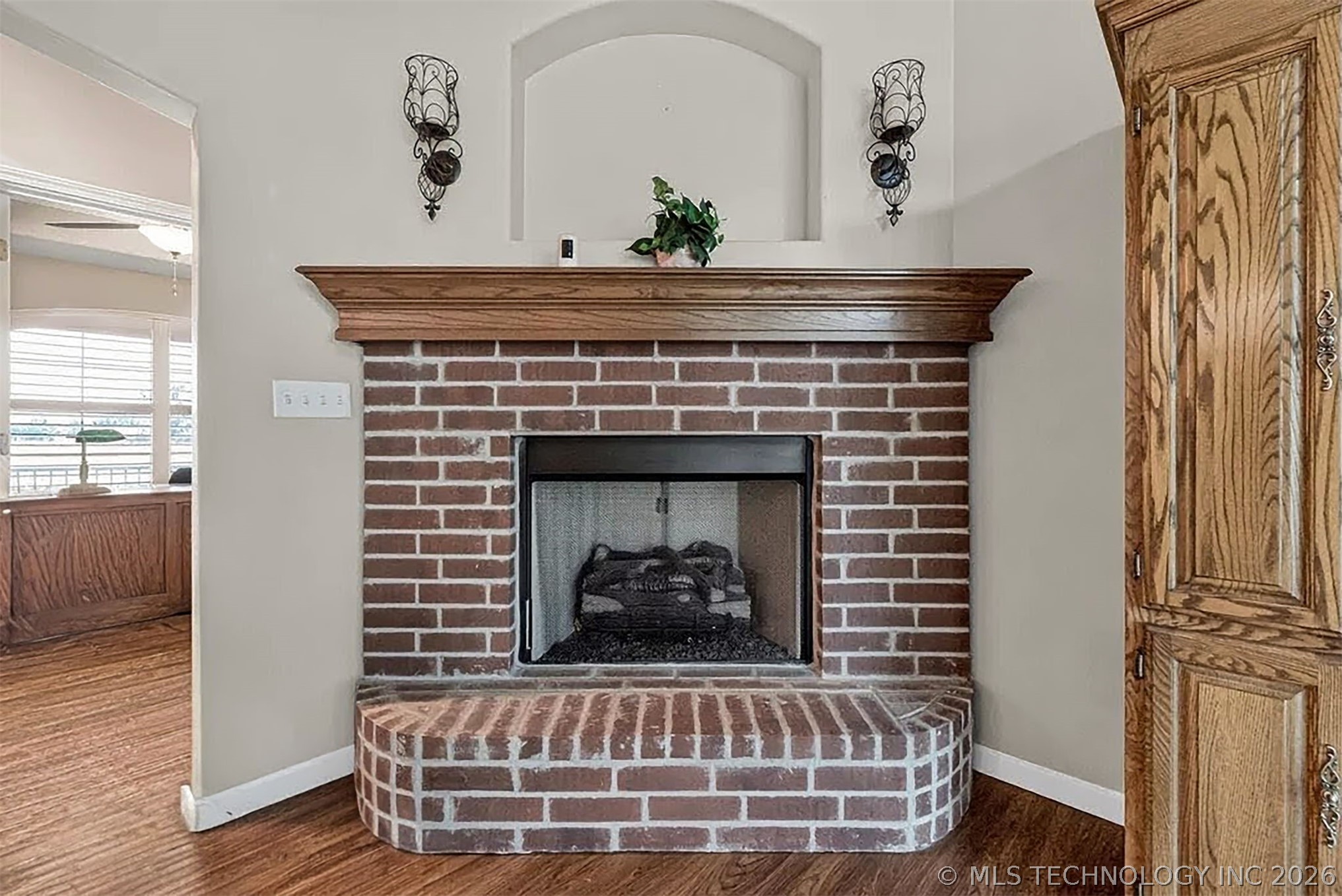 7 Foxwood Property Photo 6