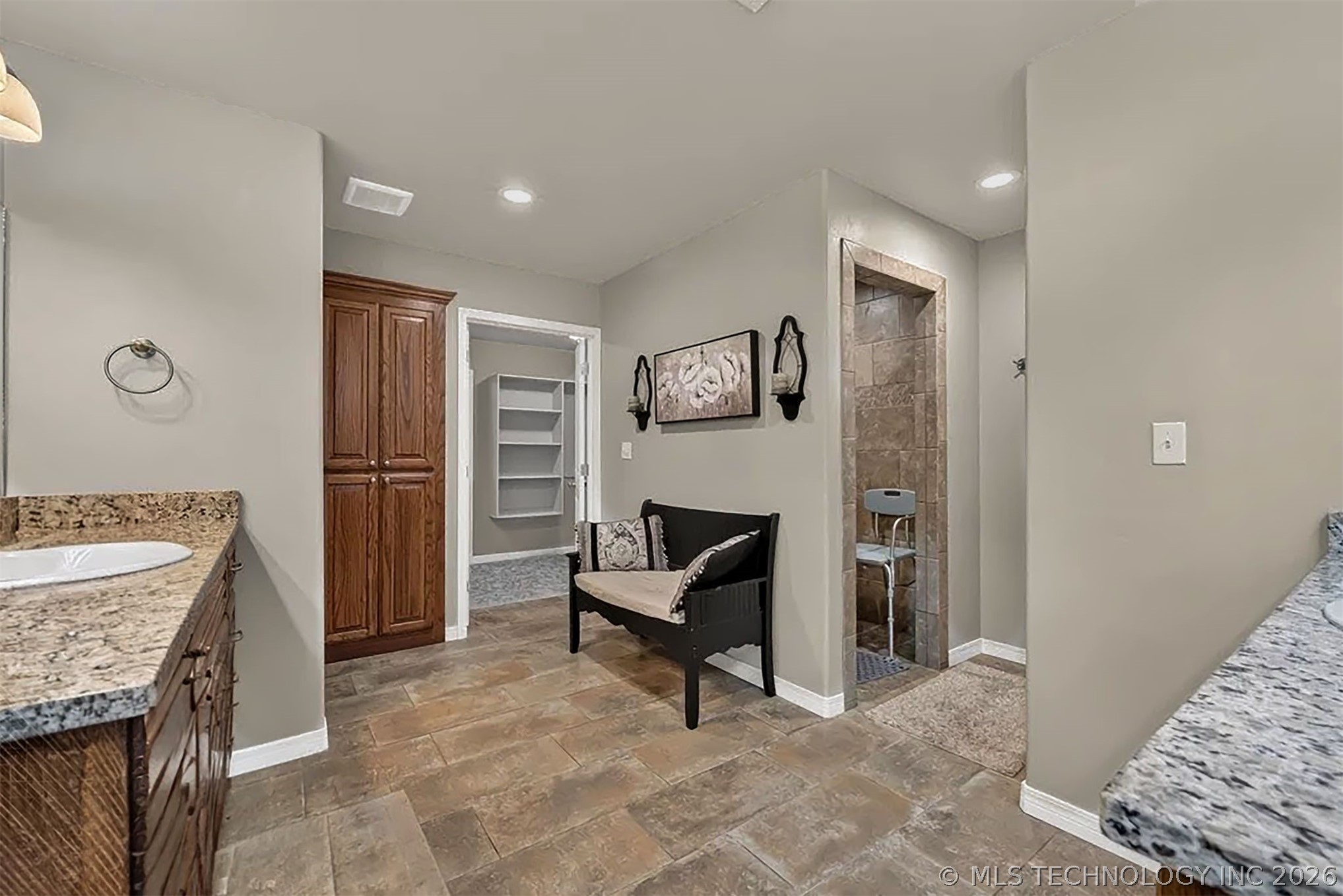 7 Foxwood Property Photo 15